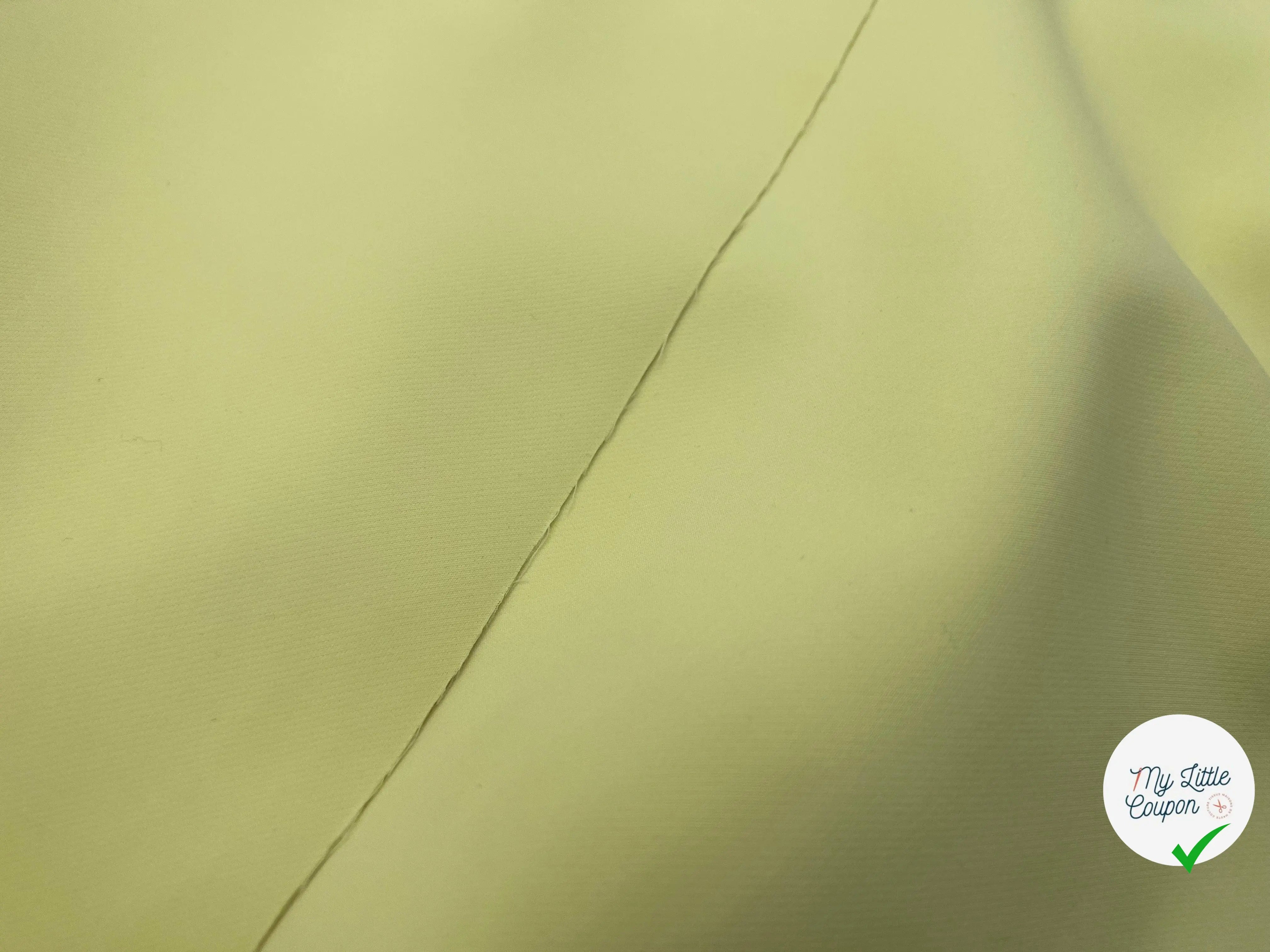GABARDINE TECHNIQUE TOUCHER NÉOPRÈNE VANILLE CITRONNÉE DOUBLE ÉTOFFE - coupon de tissu de 3 mètres - My Little Coupon - tissu - coudre