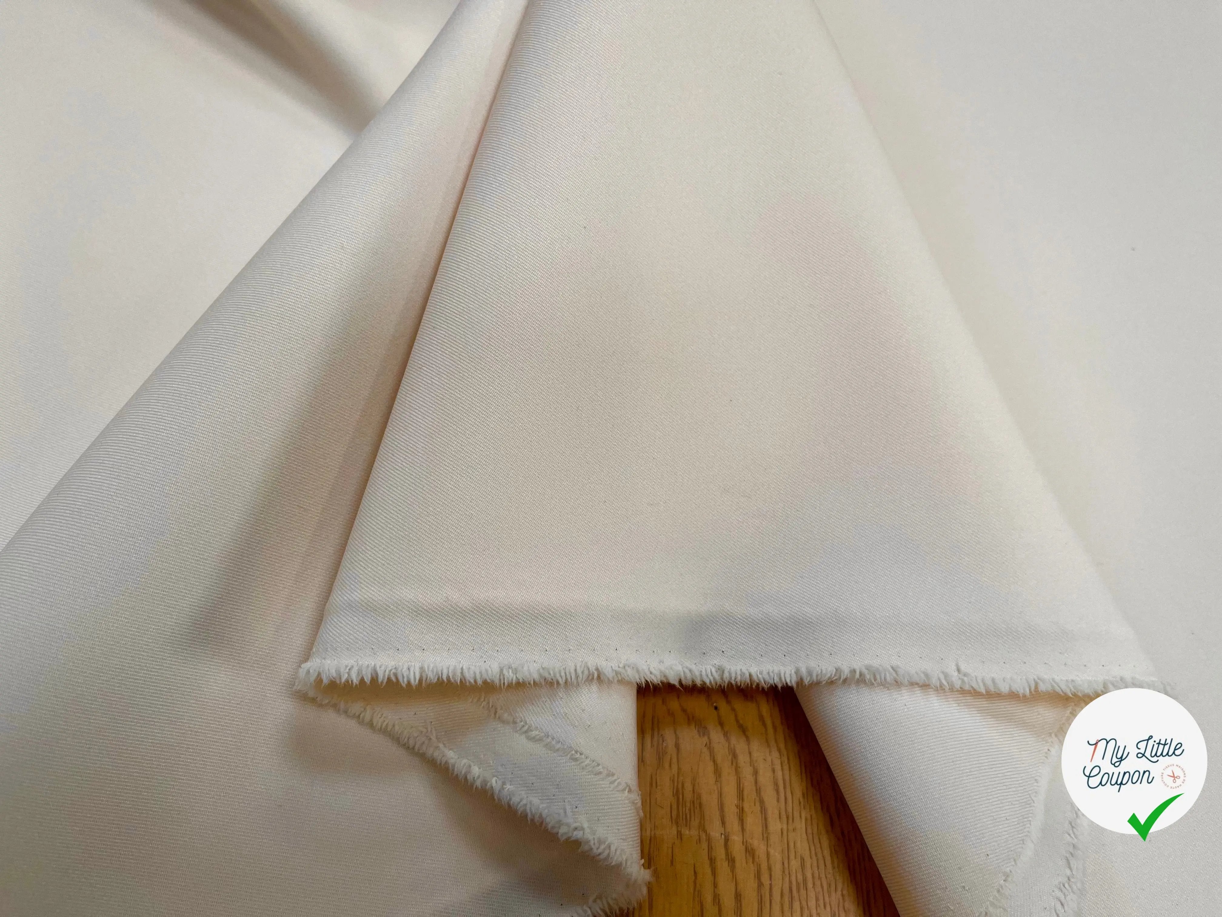 GABRDINE POLYESTER DOUBLE ÉTOFFE JAPON ÉCRU - My Little Coupon