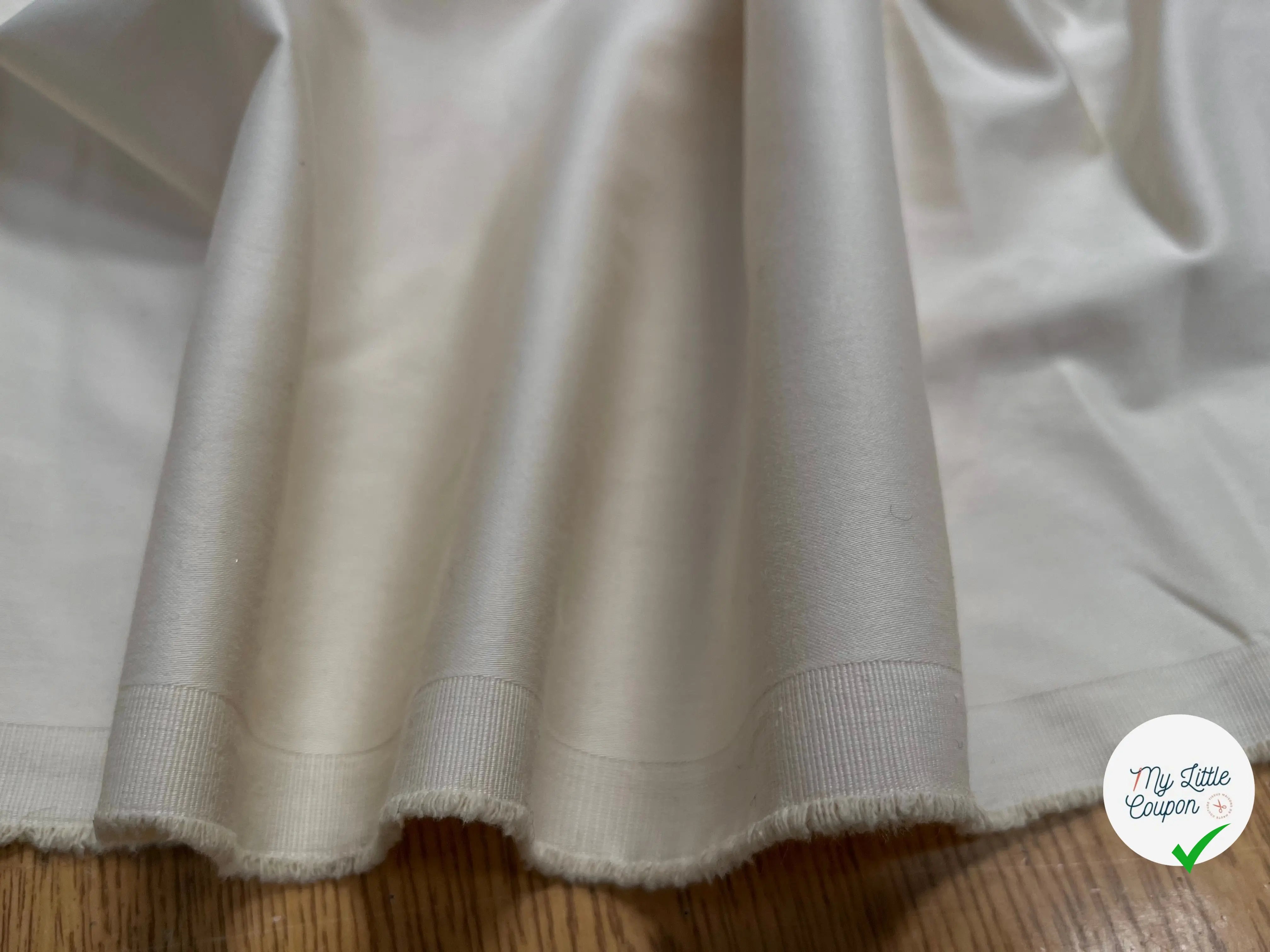 GARBADINE DE COTON ECRU STRETCH LEGREMENT SATINÉ - My Little Coupon