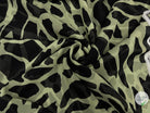 GEORGETTE DE SOIE IMPRIMÉ GIRAFE FOND VERT AMANDE - My Little Coupon - tissu - coudre