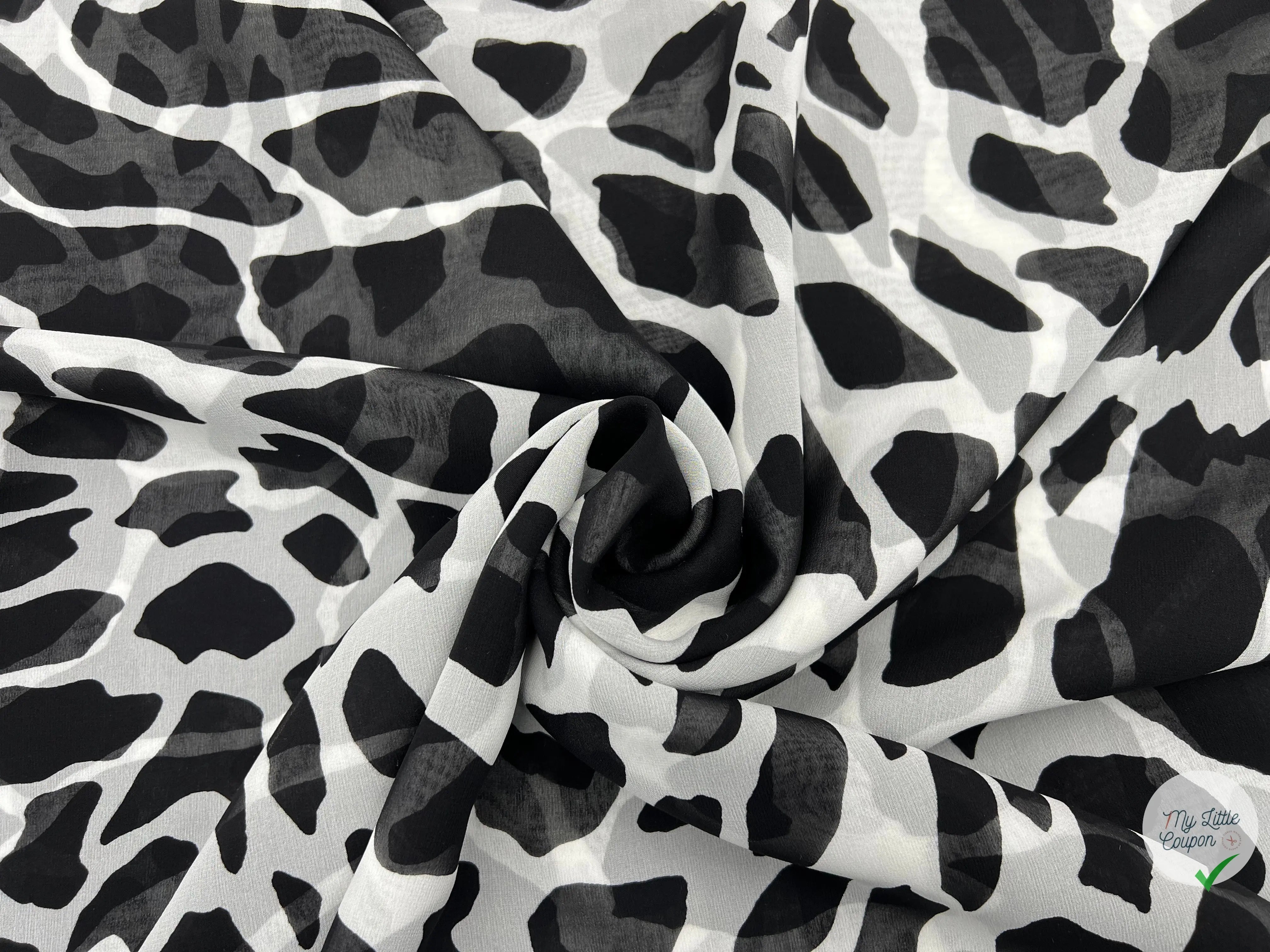 GEORGETTE SOIE IMPRIMÉ GIRAFE FOND BLANC - coupon de tissu de 3 mètres - My Little Coupon - tissu - coudre