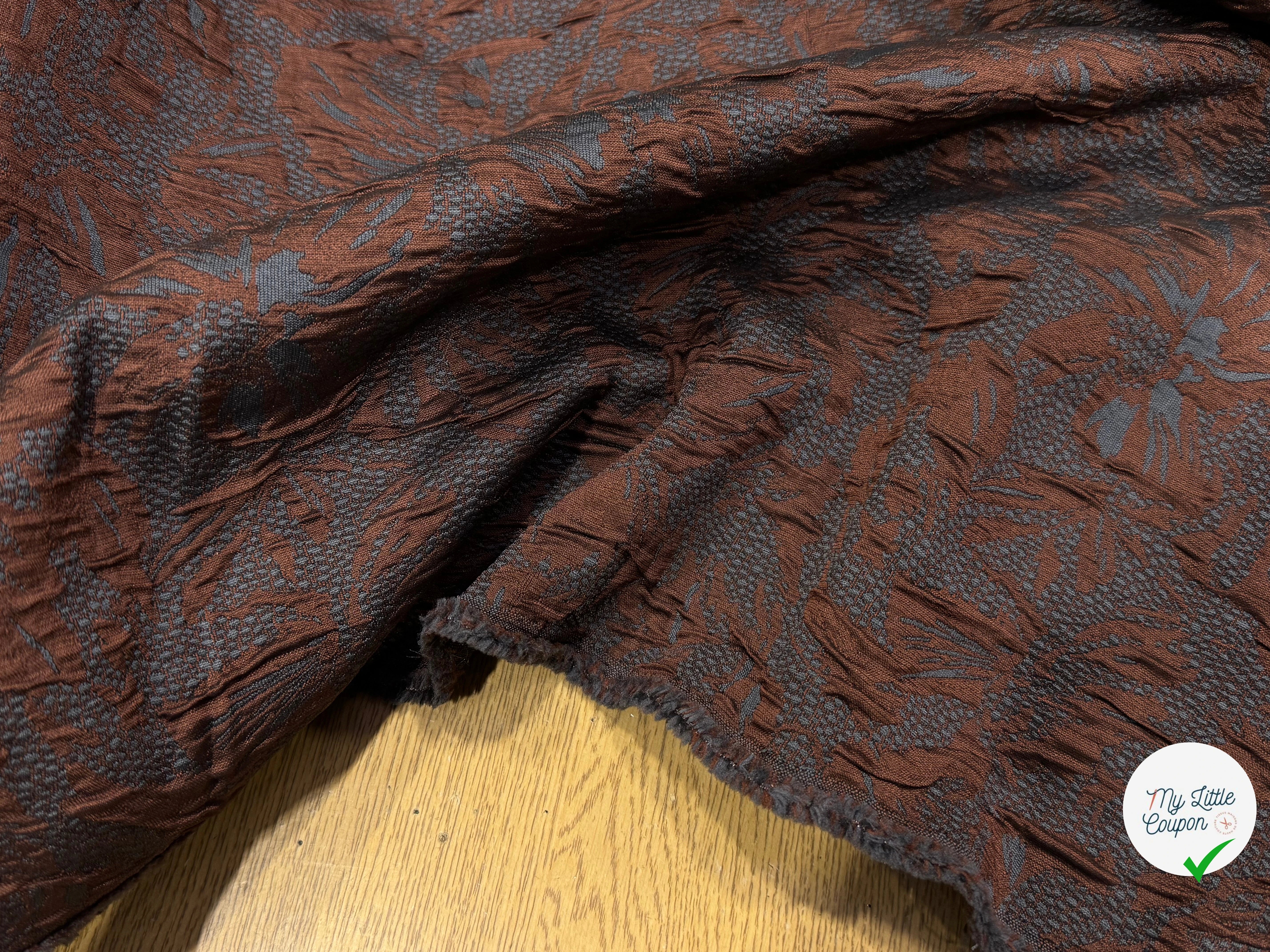 JACQUARD CLOQUÉ MARRON ET GRIS - My Little Coupon