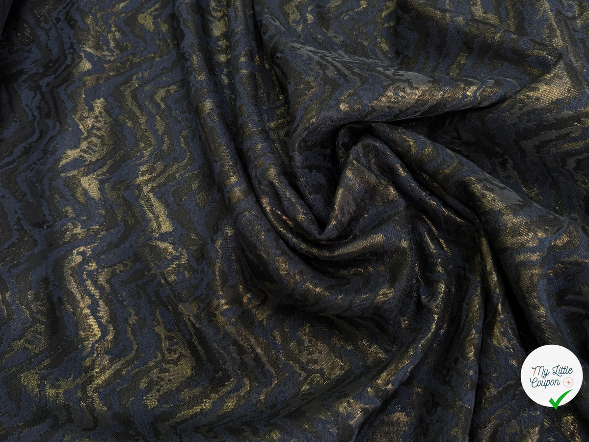 JACQUARD SATINÉ MÉTALLISÉ ZIGZAG SERPENTIN OR ET MARINE ULTRA BEAU - My Little Coupon