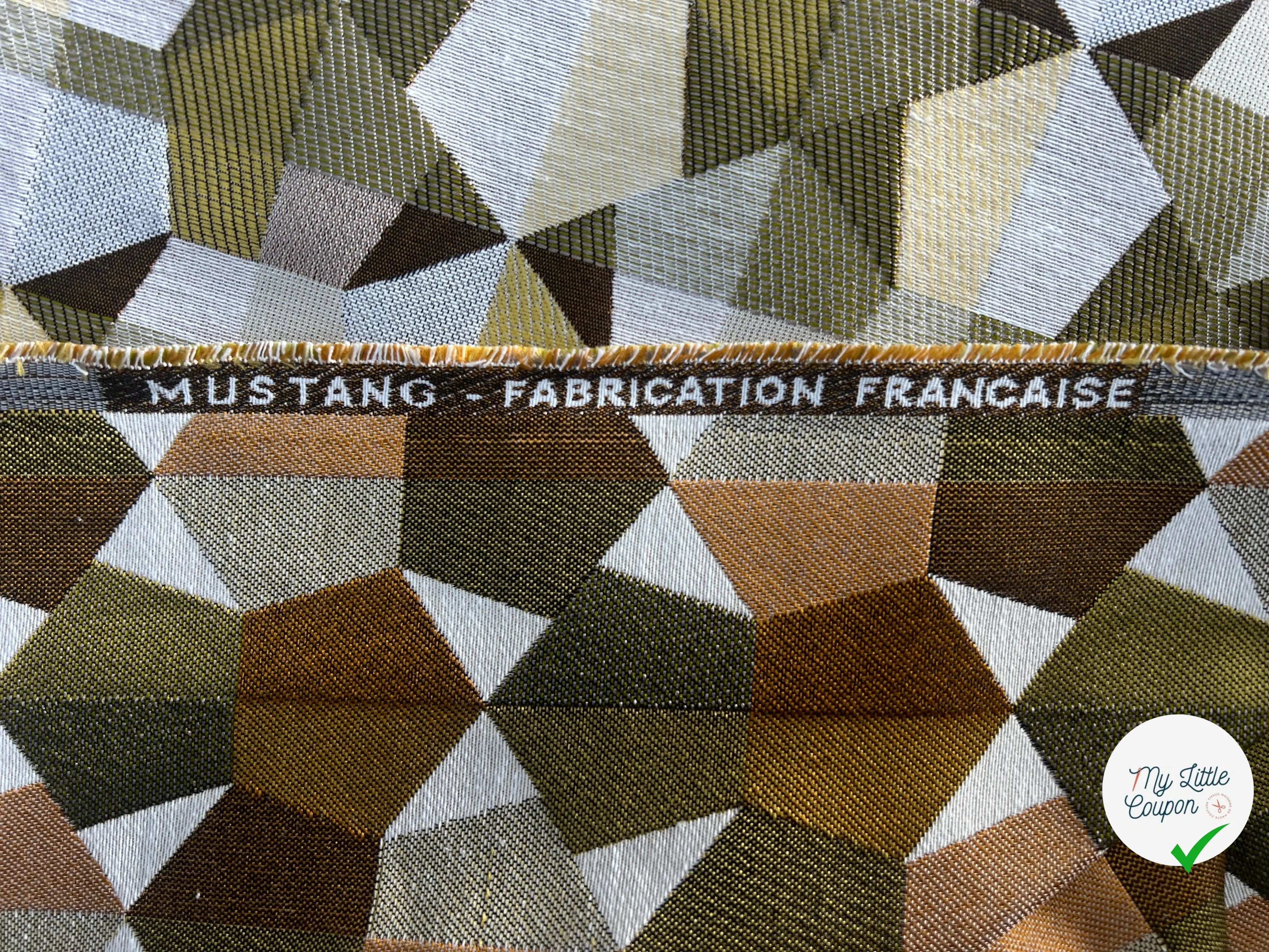 JACQUARD TISSÉ TEINT MUSTANG ALLOVER GOLD - My Little Coupon