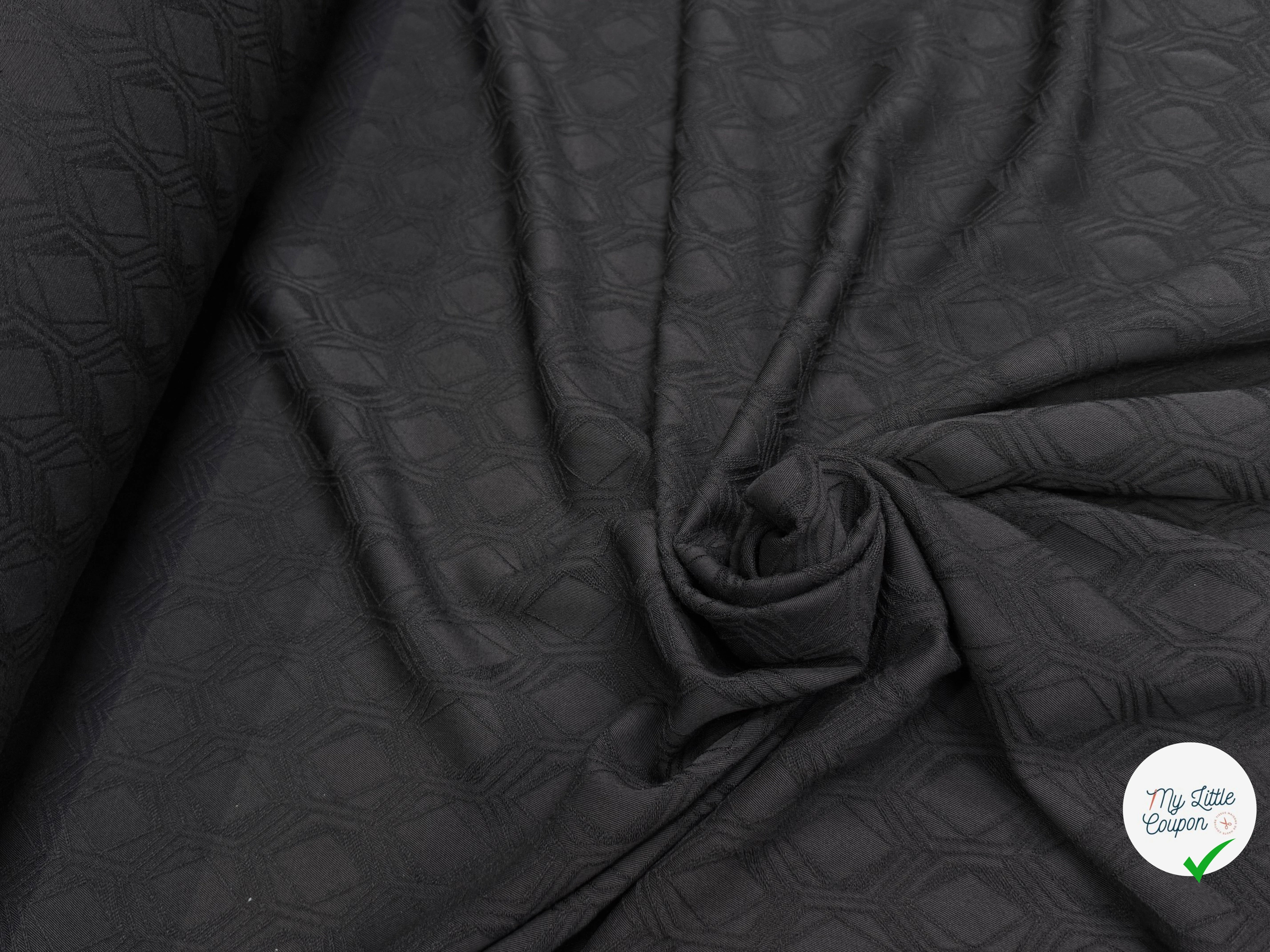 Tissu jacquard viscose laine géométrique noir - texture en gros plan