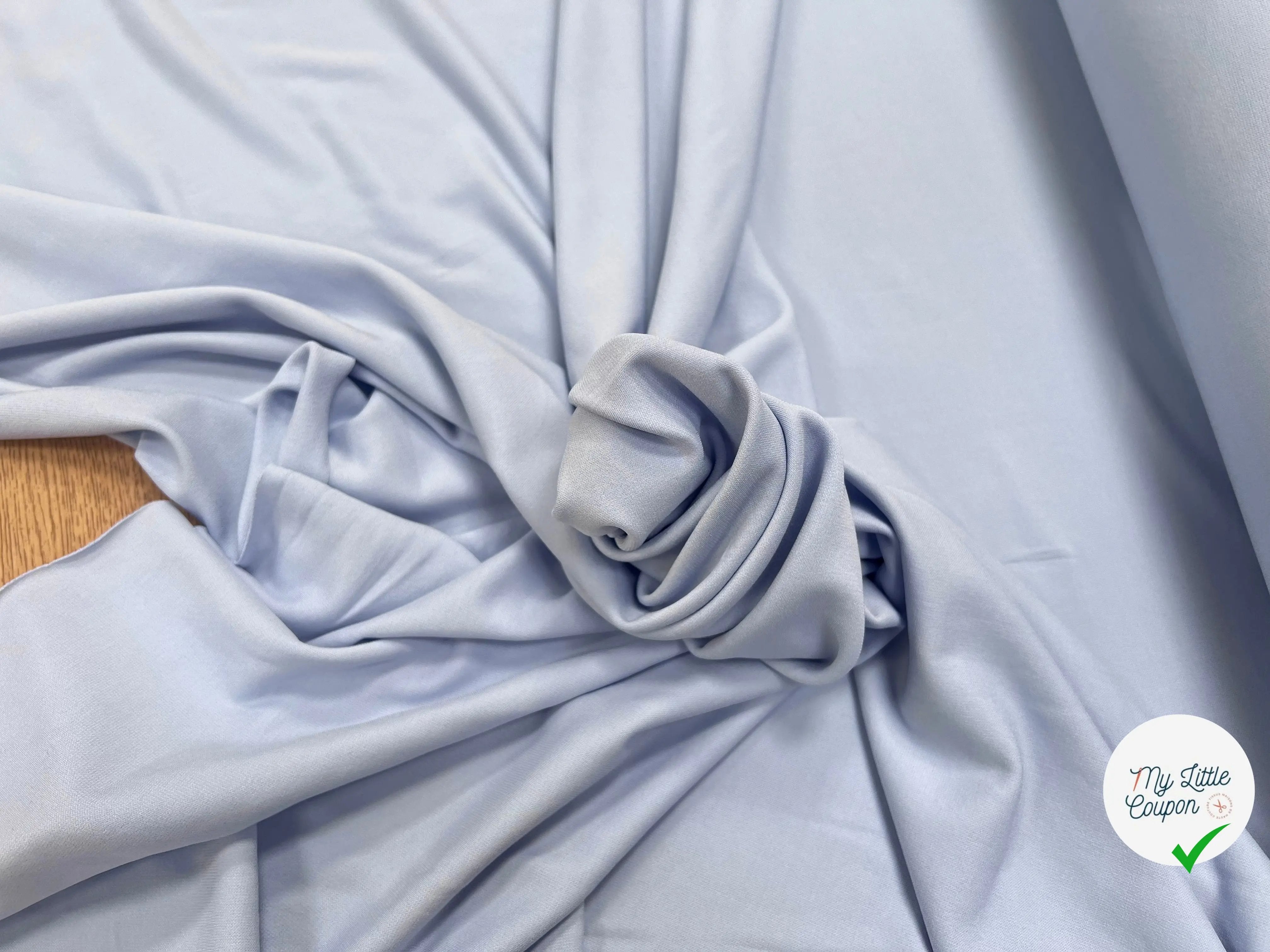 JEREY  CREPÉ VISCOSE FROIDE 8% ELASTHANNE BLEU CIEL - My Little Coupon