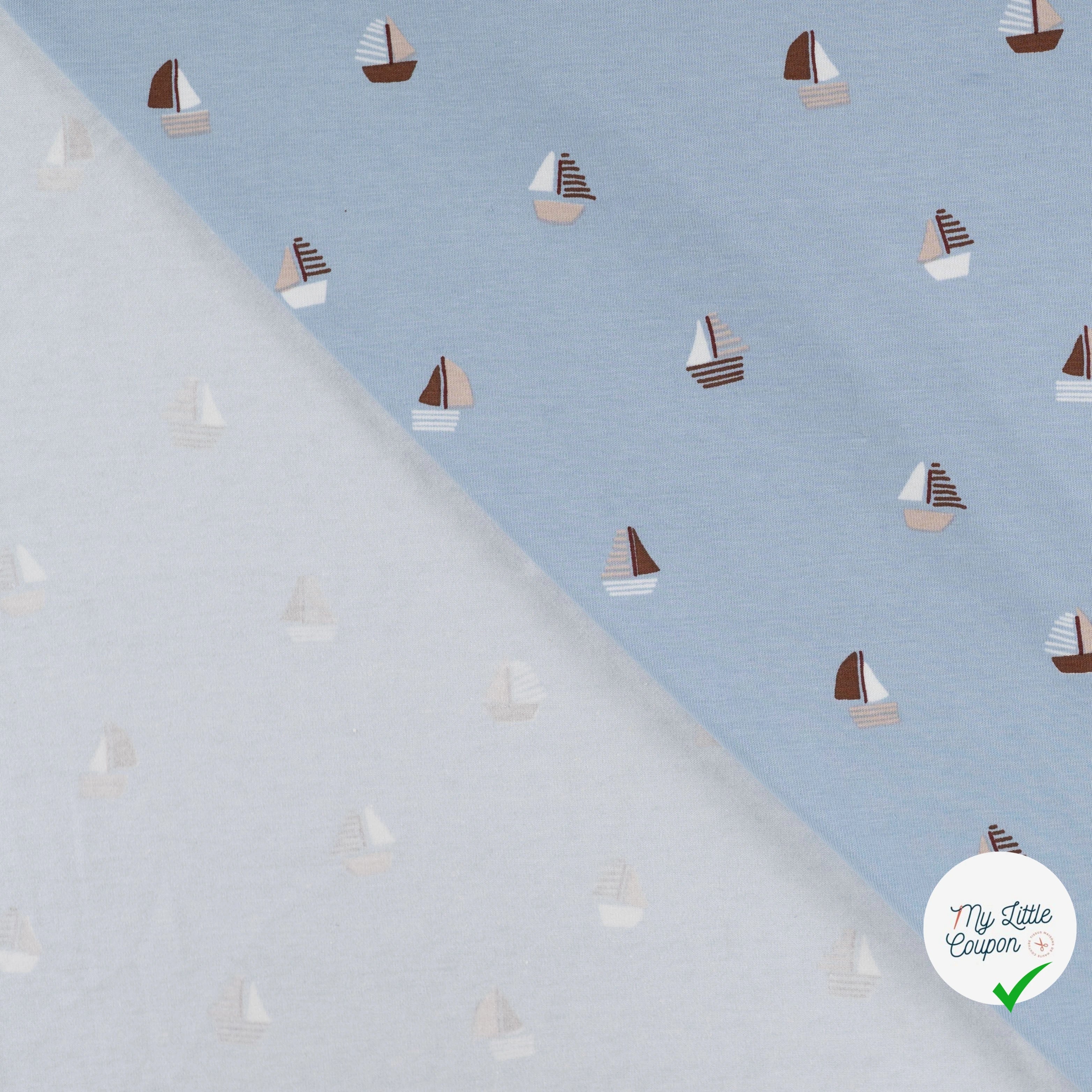 JERSEY DE COTON IMPRIMÉ BATEAUX FOND BLEU GRISÉ - My Little Coupon