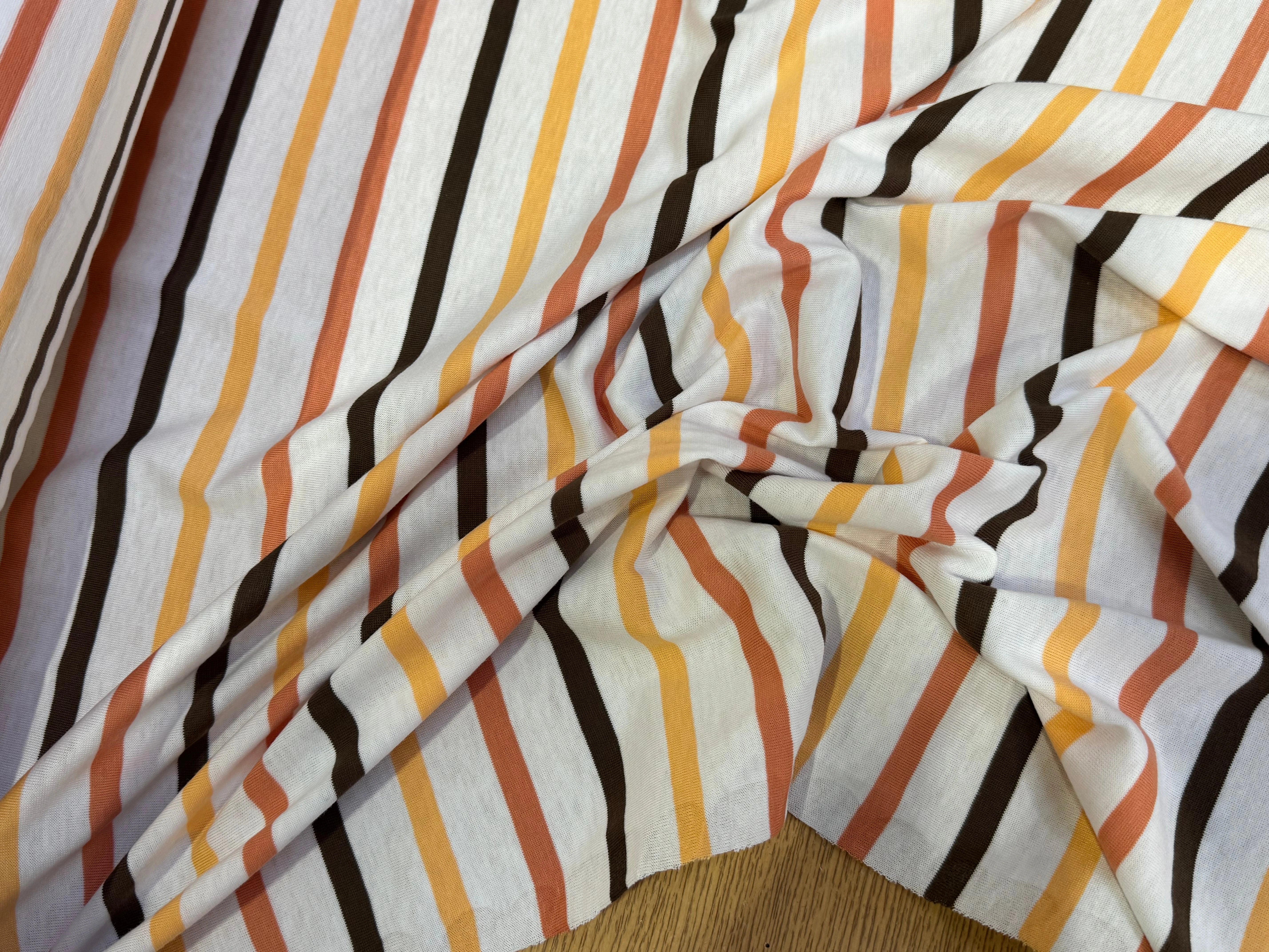 JERSEY DE COTON SUPER DOUX STRETCH RAYURES MULTICOLORES ORANGE JAUNE NOIR FABRICATION RÉGION DE TROYES 🇫🇷 - My Little Coupon