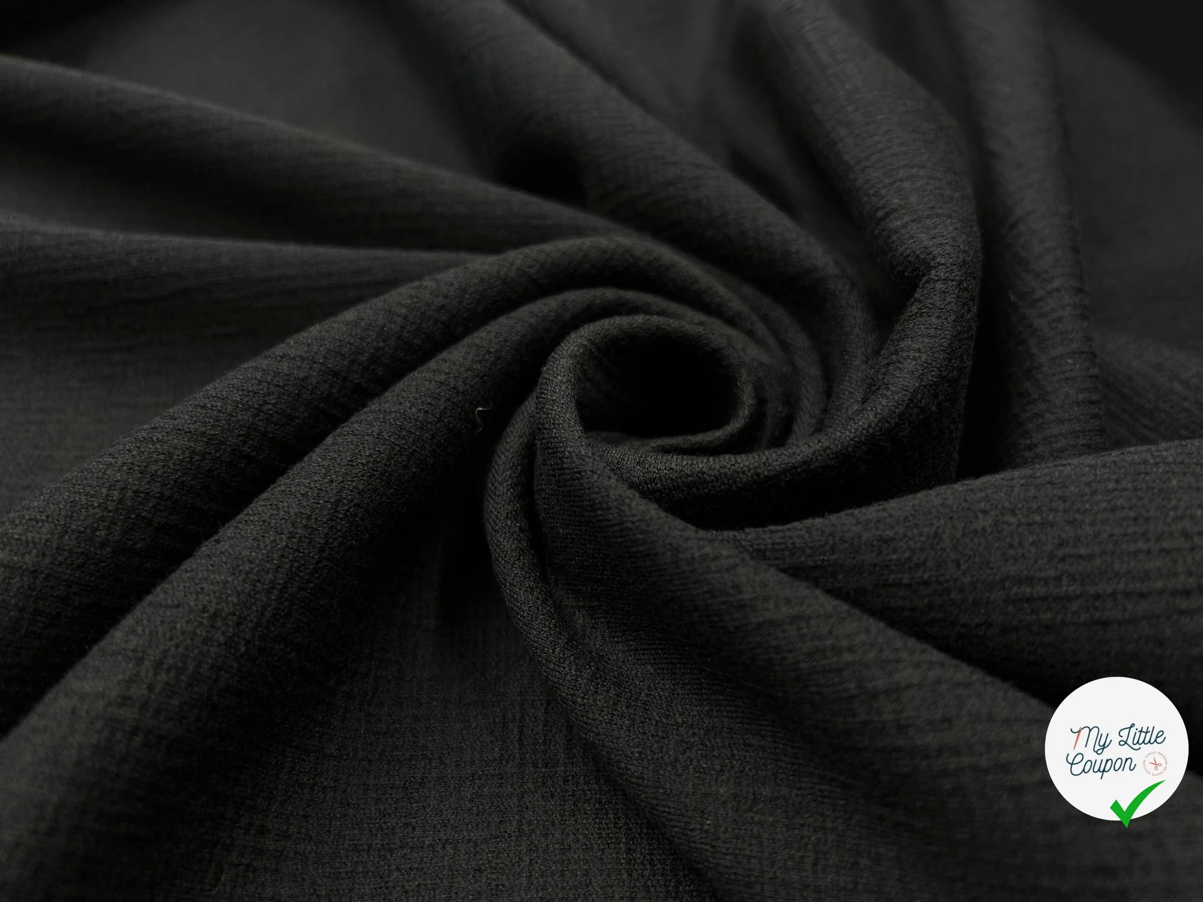 JERSEY LOURD NOIR RELIEFS RUSTIQUES - My Little Coupon - tissu - coudre