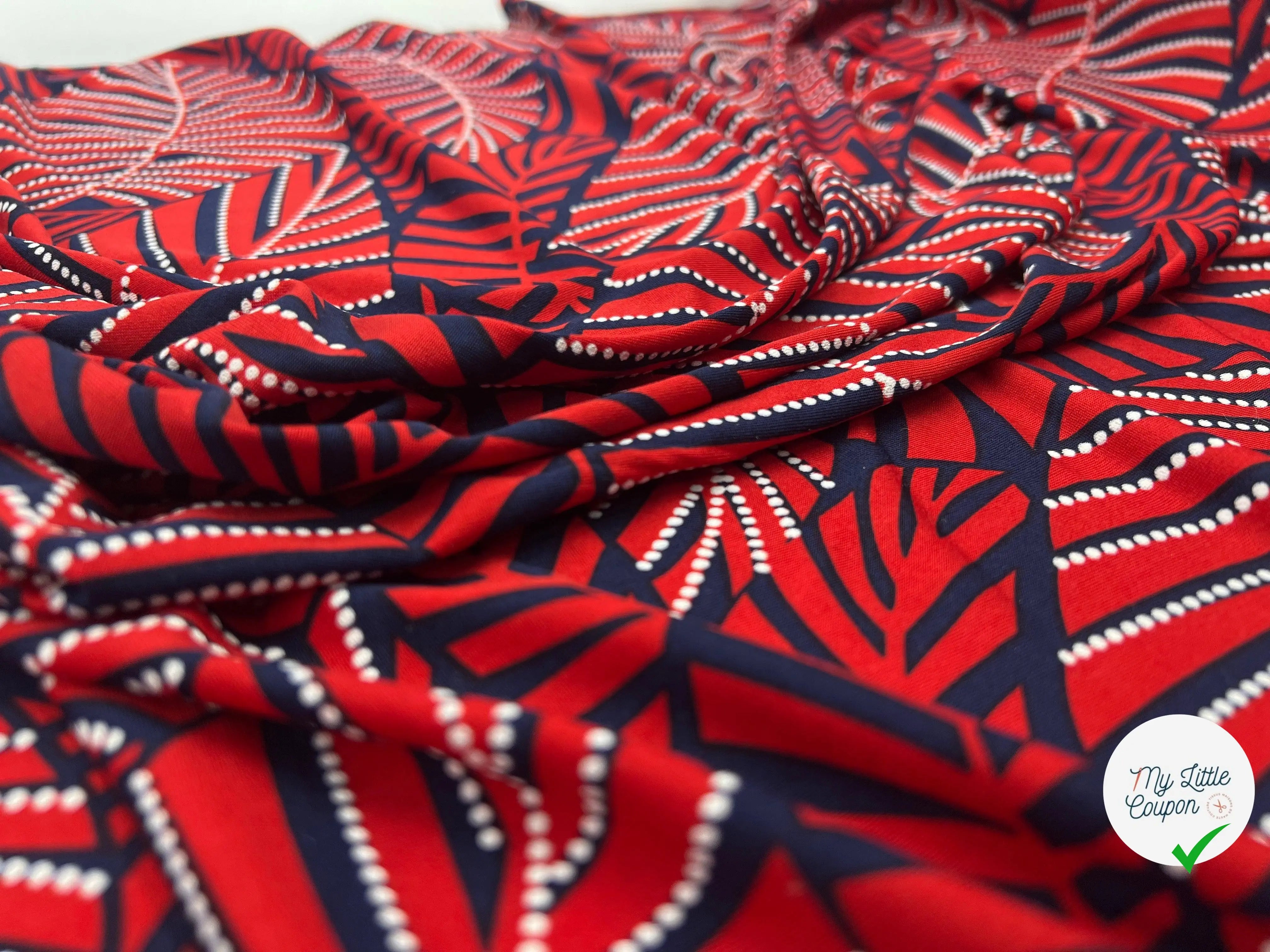 JERSEY STRETCH PALM RED AND NAVY RELIEF GOMME BLANCHE - My Little Coupon - tissu - coudre