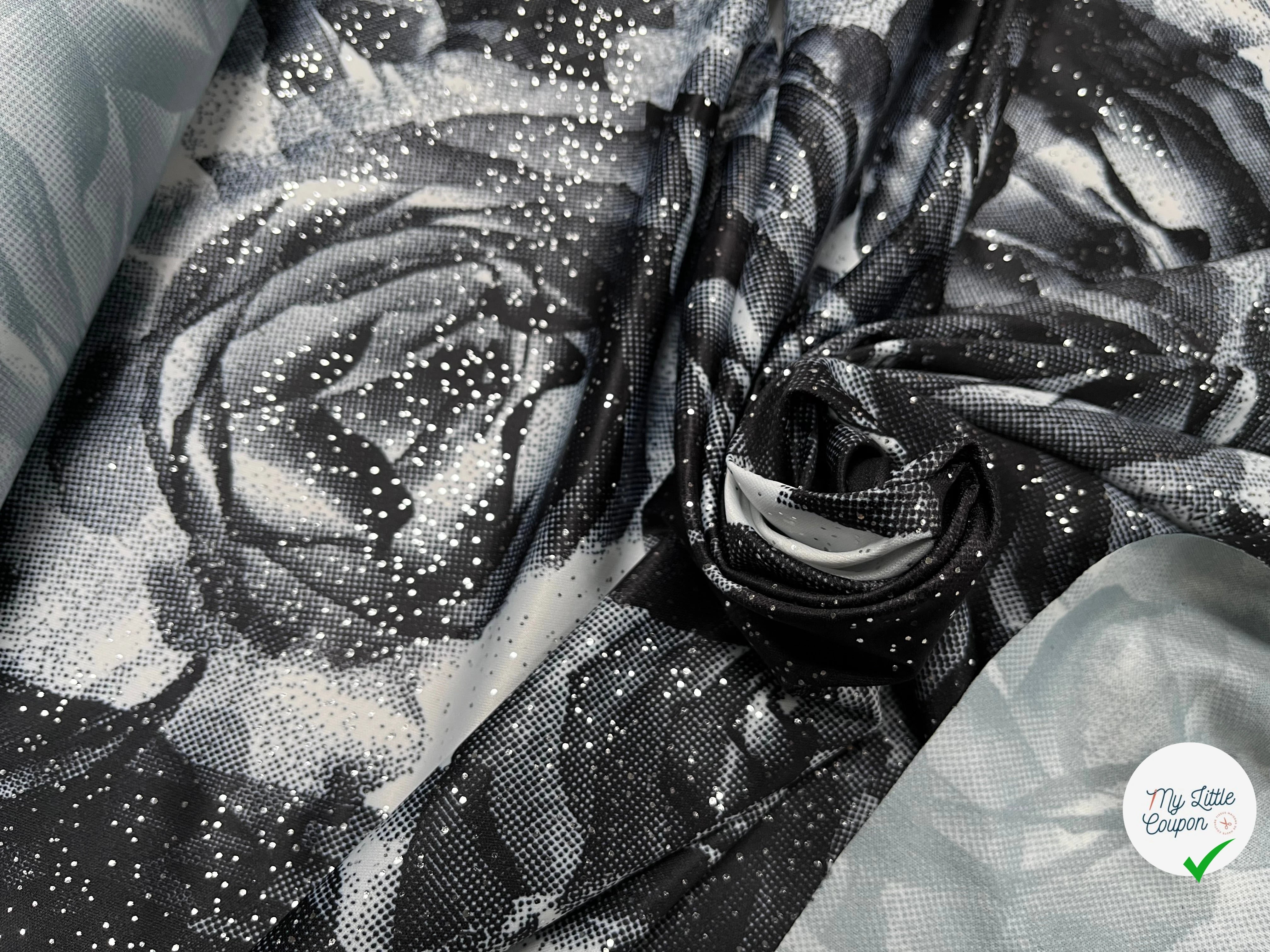 JESRSEY FLUIDE IMPRIMÉ GROSSES FLEURS BLANC&NOIR AVEC BRILLANTINE ARGENTÉ - My Little Coupon