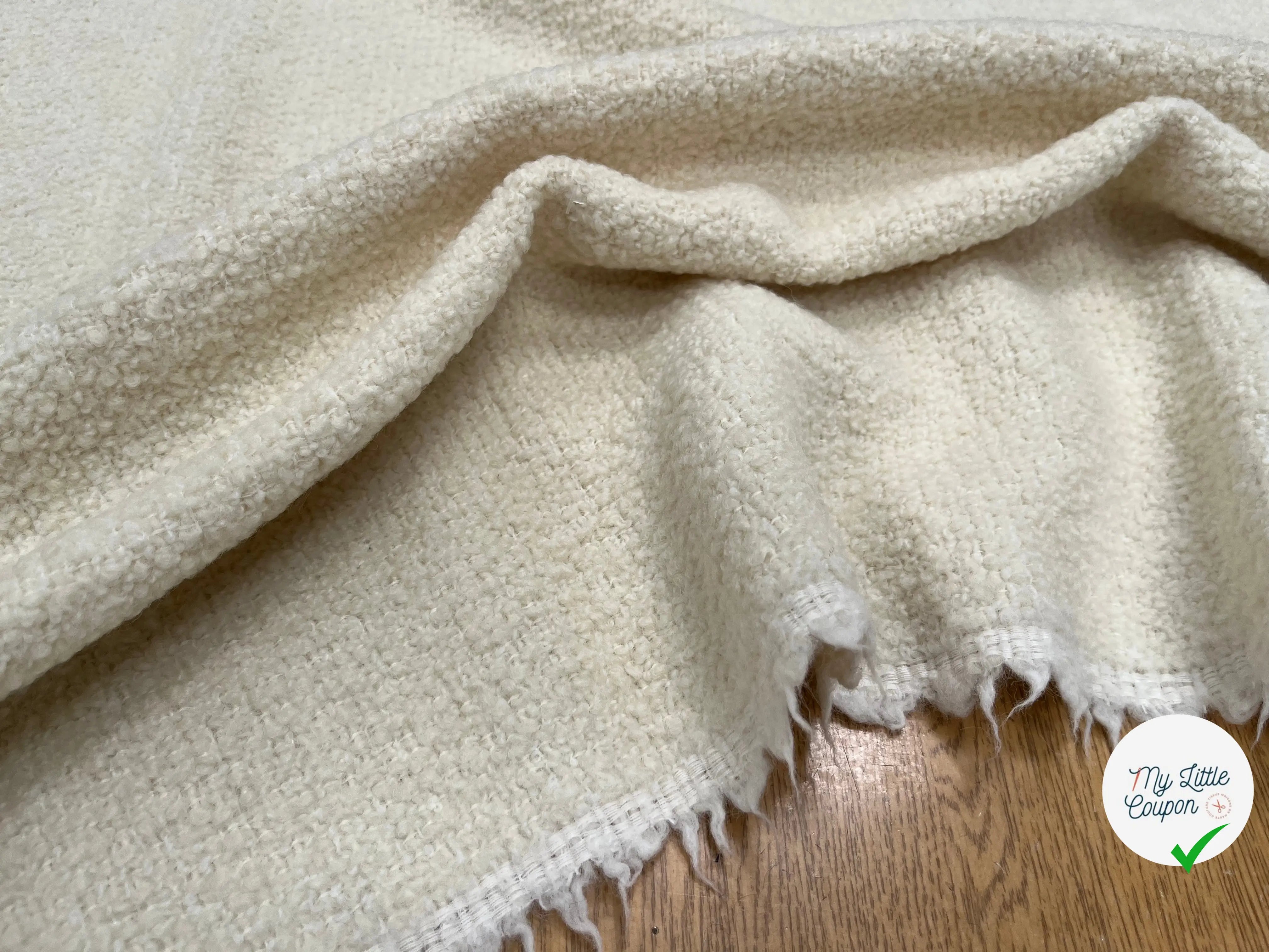 LAINAGE BOUCLETTE BLANC CASSE 93% LAINE - My Little Coupon