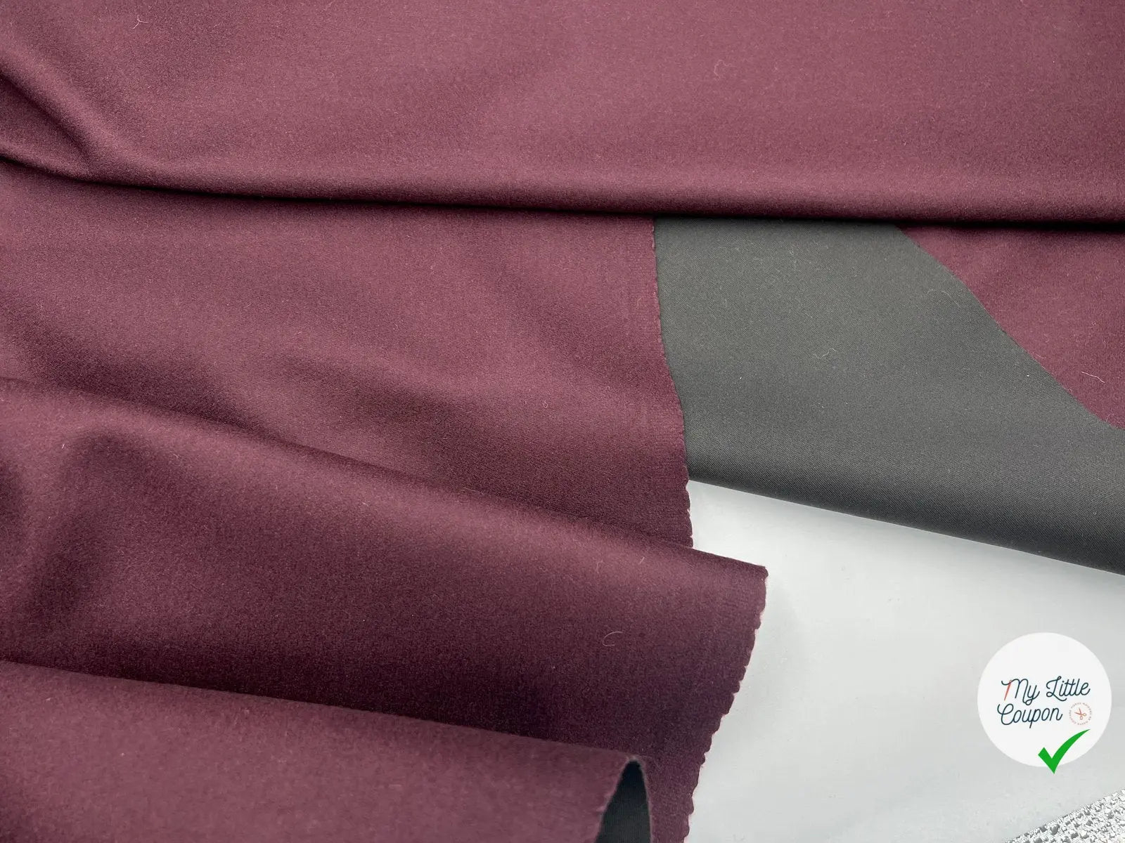 LAINAGE CABAN CONTRECOLLÉ JERSEY NOIR COLORIS BORDEAUX - coupon de tissu de 3 mètres - My Little Coupon - tissu - coudre