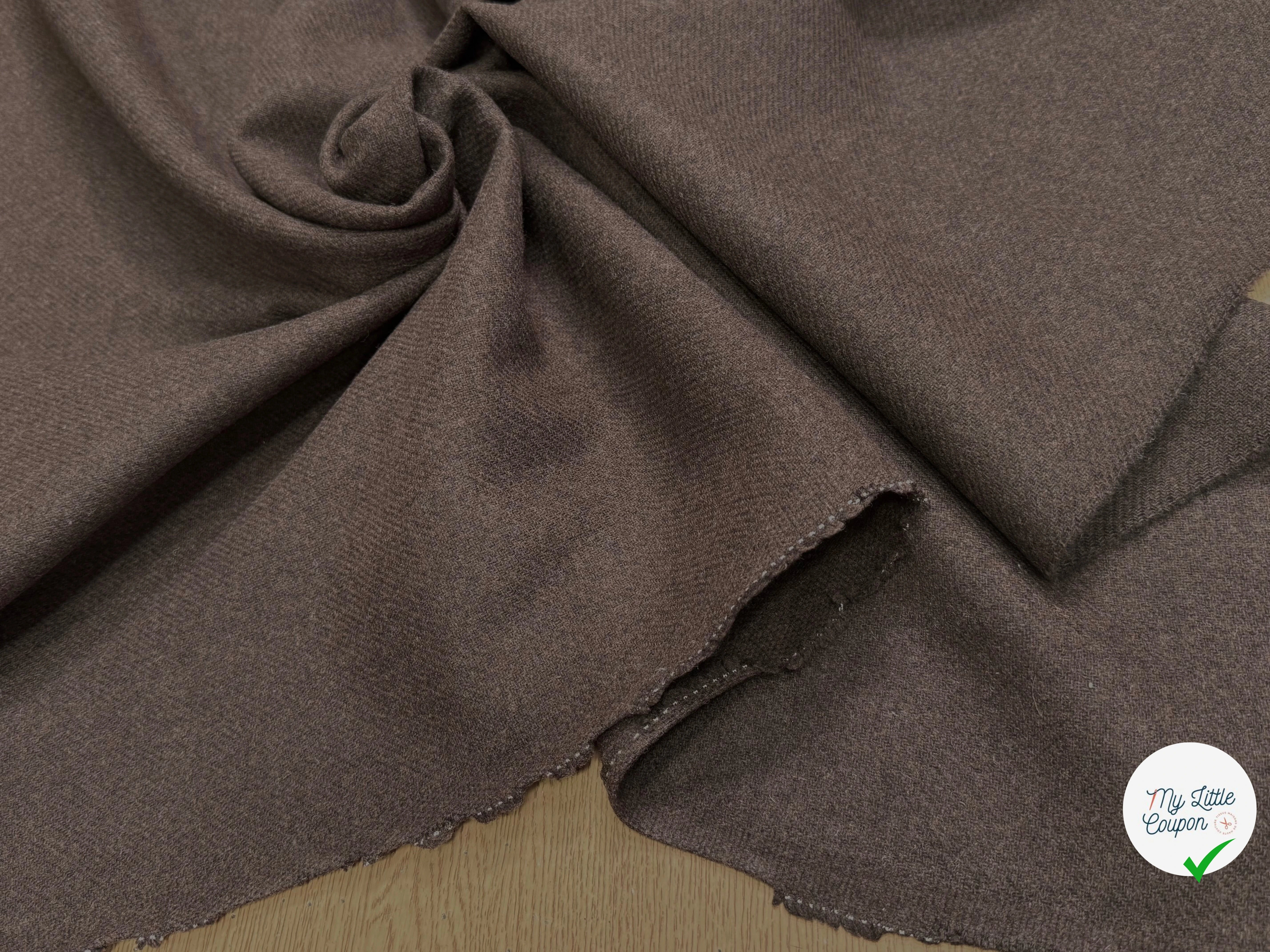 Tissu lainage manteau sergé marron - détail du tissu