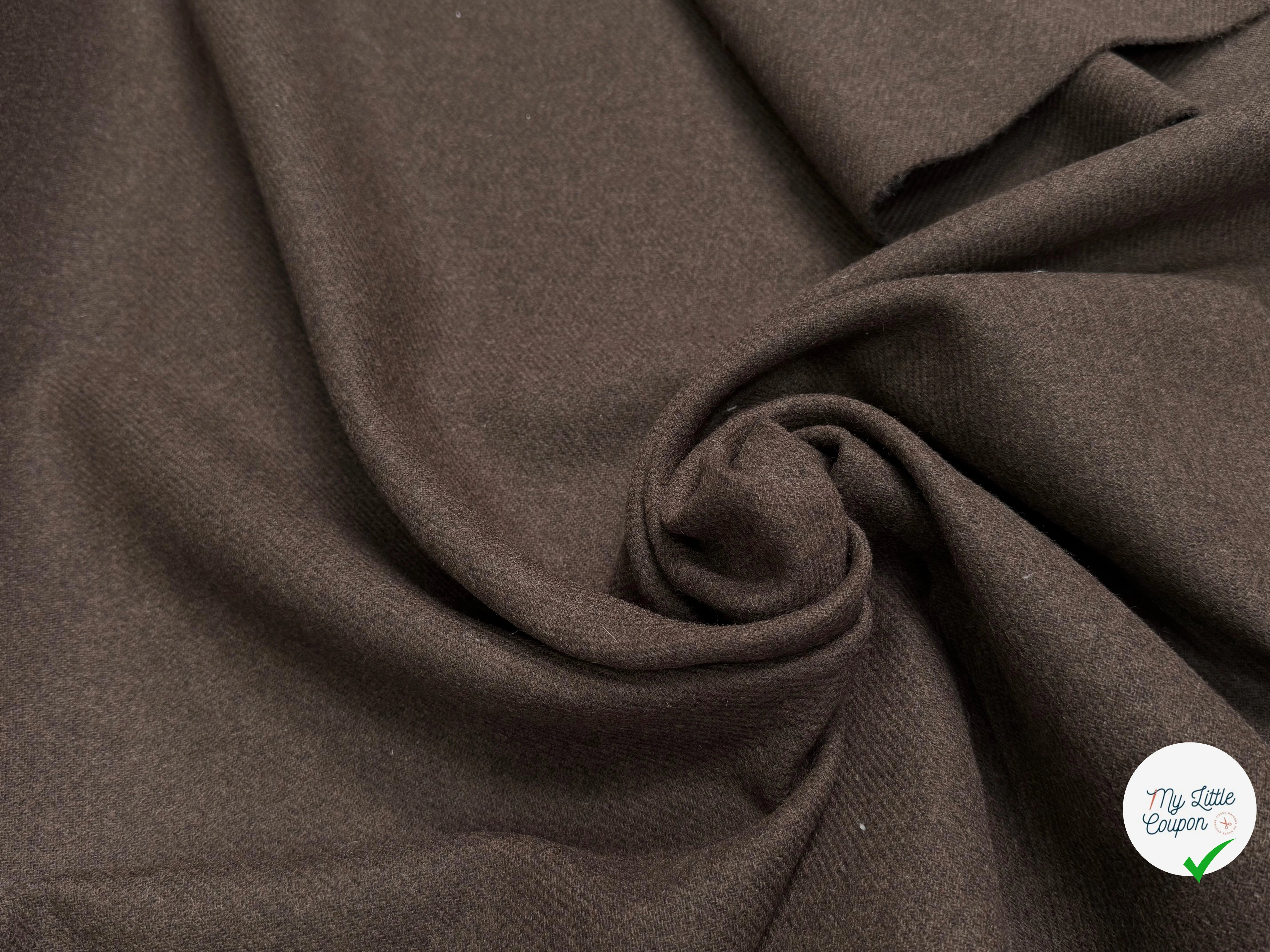 Tissu lainage manteau sergé marron - texture en gros plan