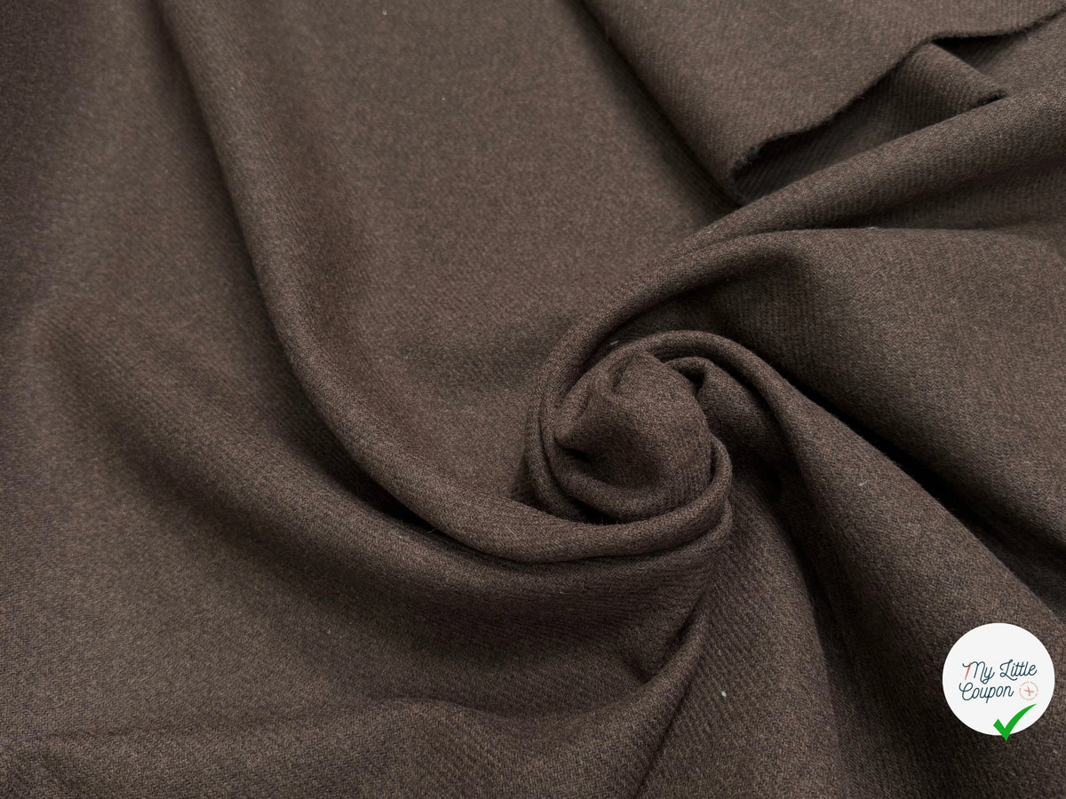 Tissu lainage manteau sergé marron - texture en gros plan