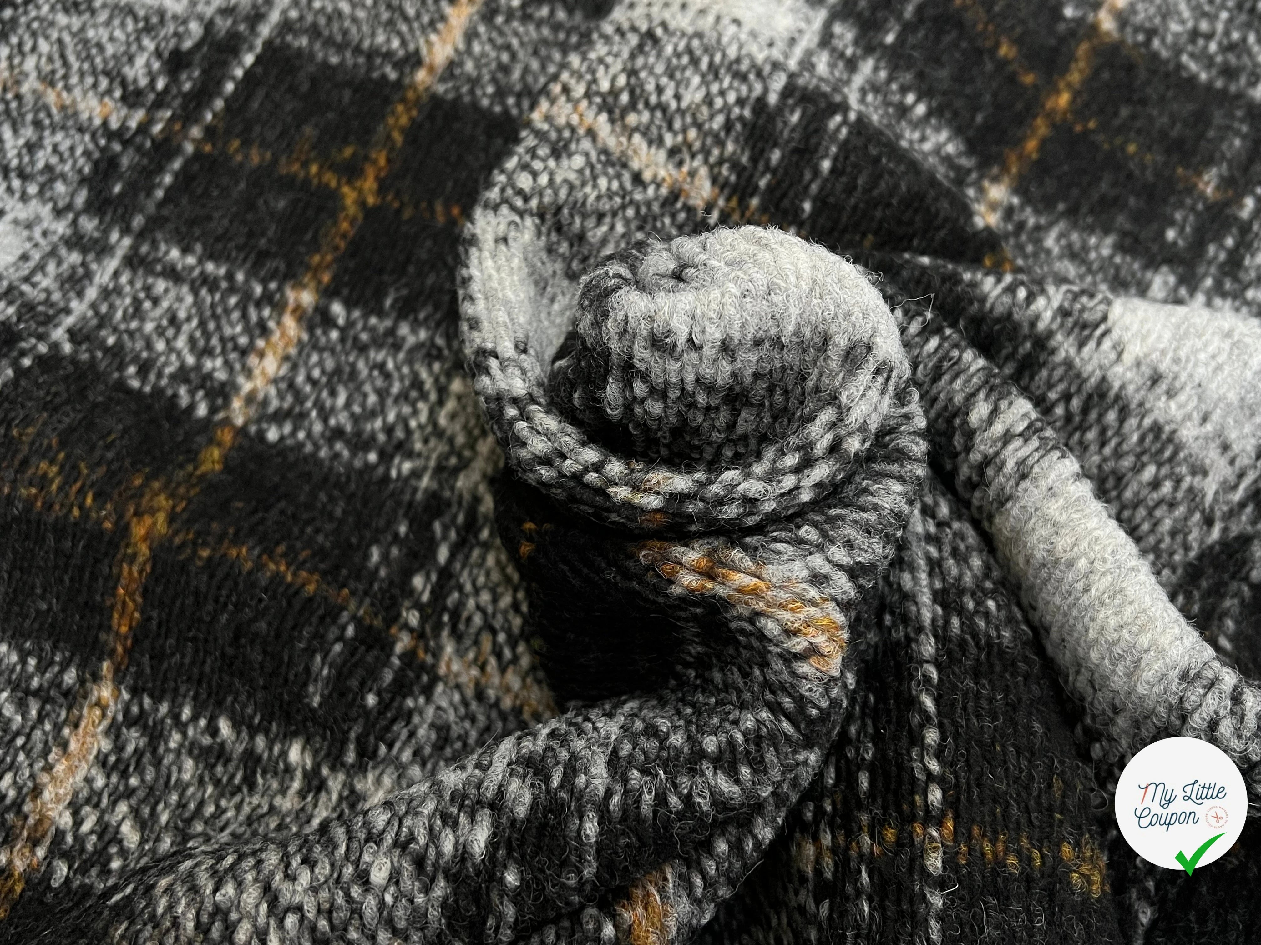 LAINAGE MANTEAU TRICOTÉ 63% LAINE PRINCE DE GALLES NOIR & GRIS - My Little Coupon