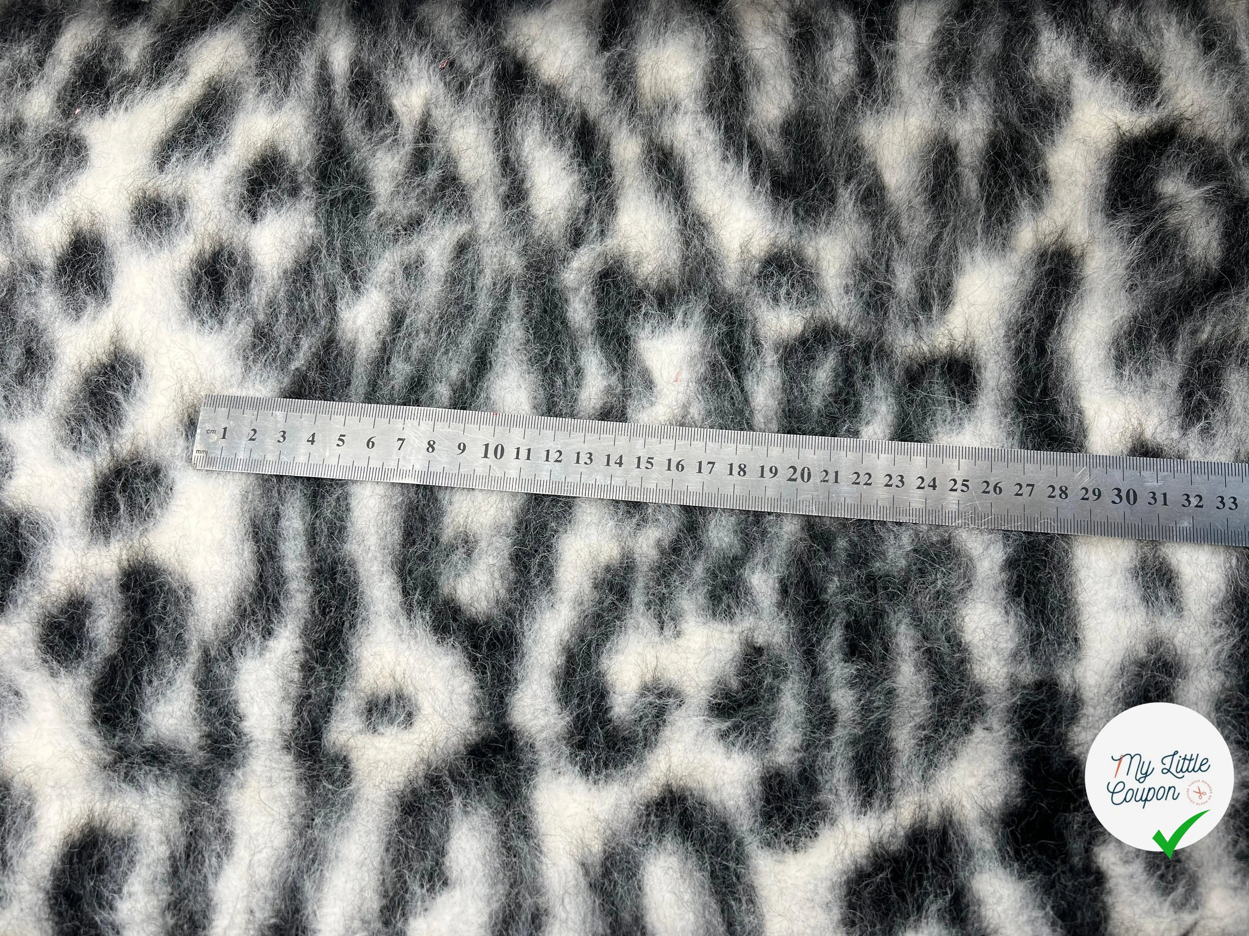 LAINAGE MANTEAU TRICOTÉ OCELOT ASPECT FOURRURE - My Little Coupon - tissu - coudre
