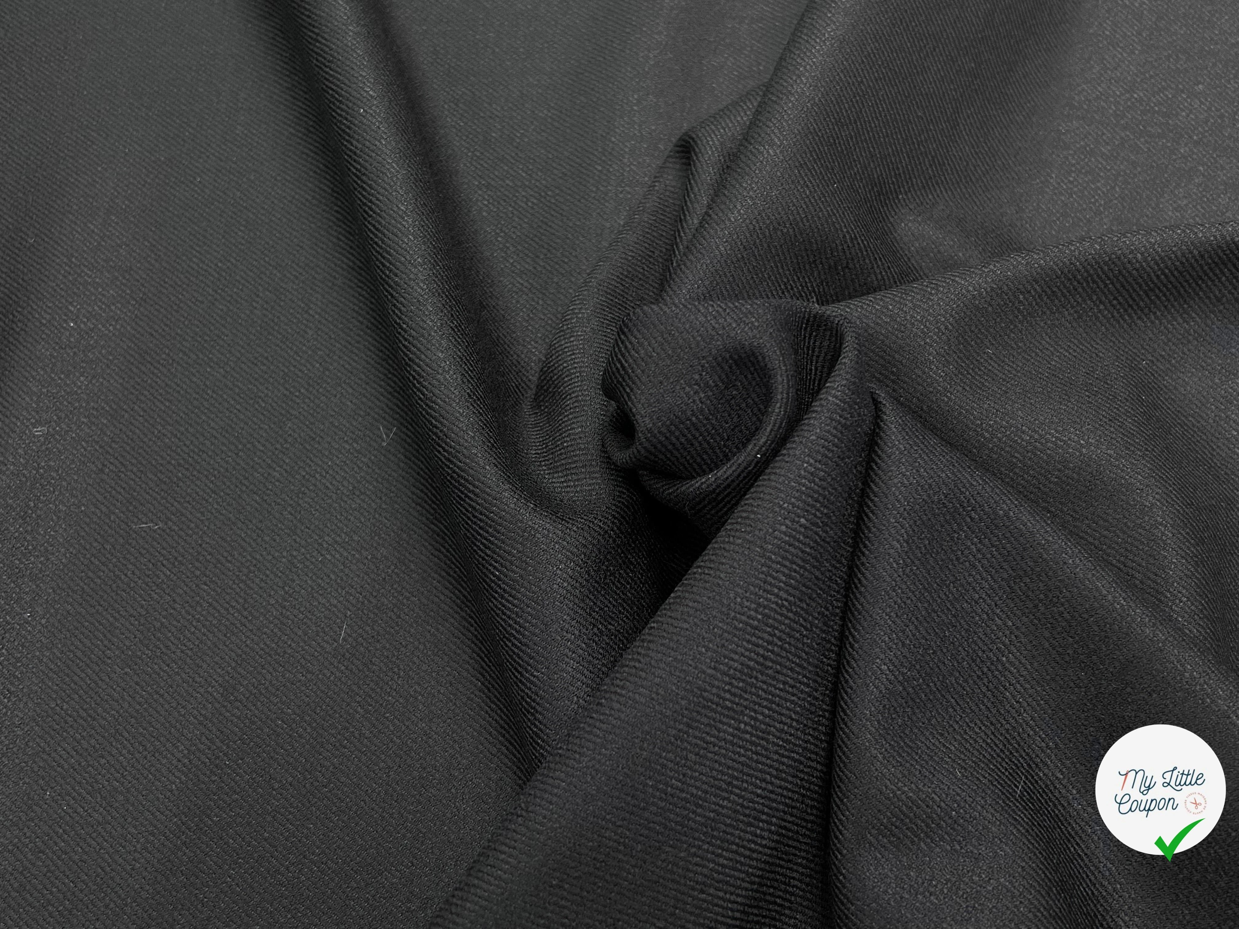 LAINAGE SERGÉ STRETCH LOURD ET FLUIDE SUBLIME NOIR 98% LAINE - My Little Coupon