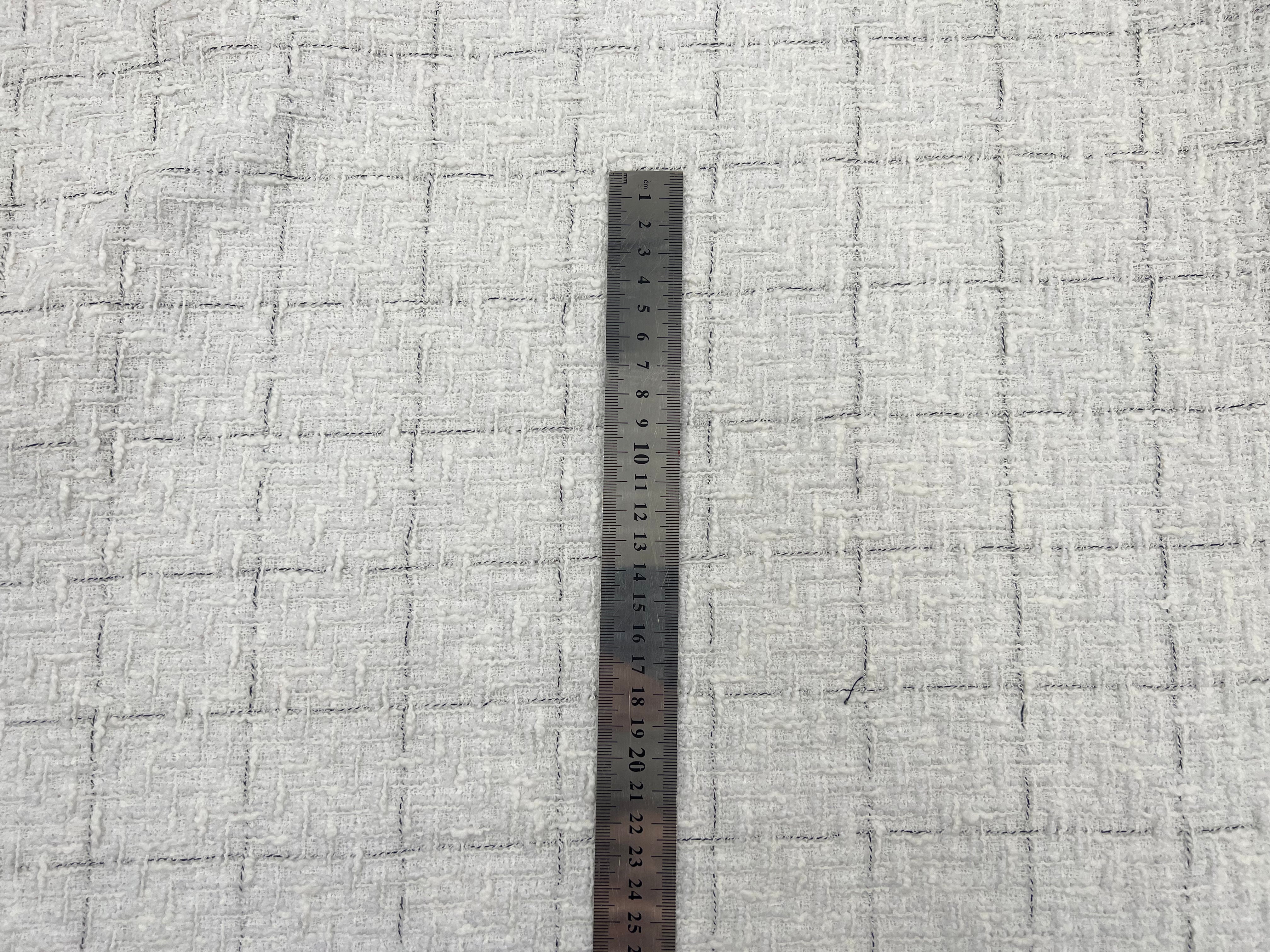 LAINAGE TWEED DE PRINTEMPS BLANC ET LISERÉS NOIRS MSO