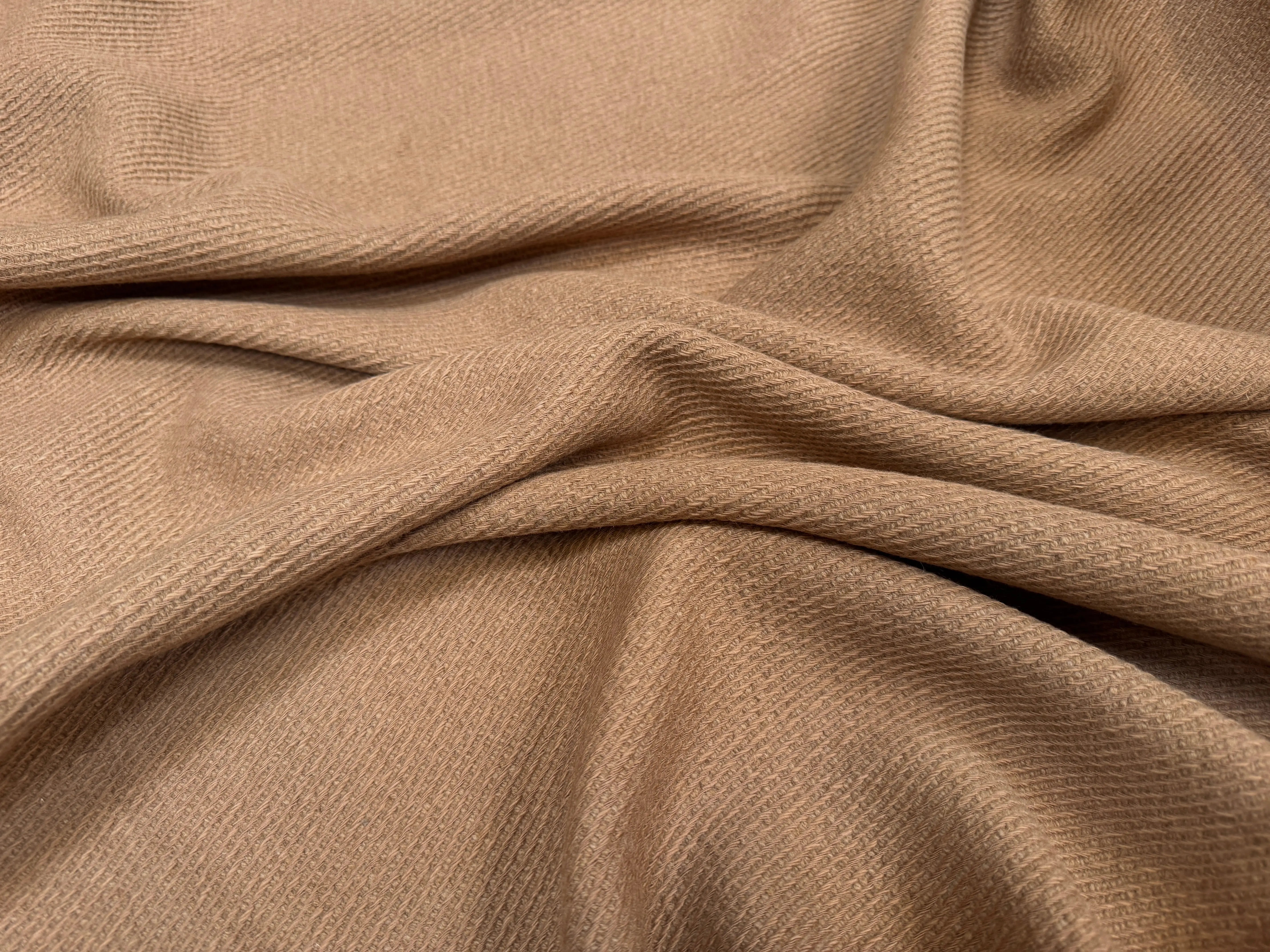 LAINE STRIÉE FAISA VERSUS LINE CAMEL - My Little Coupon