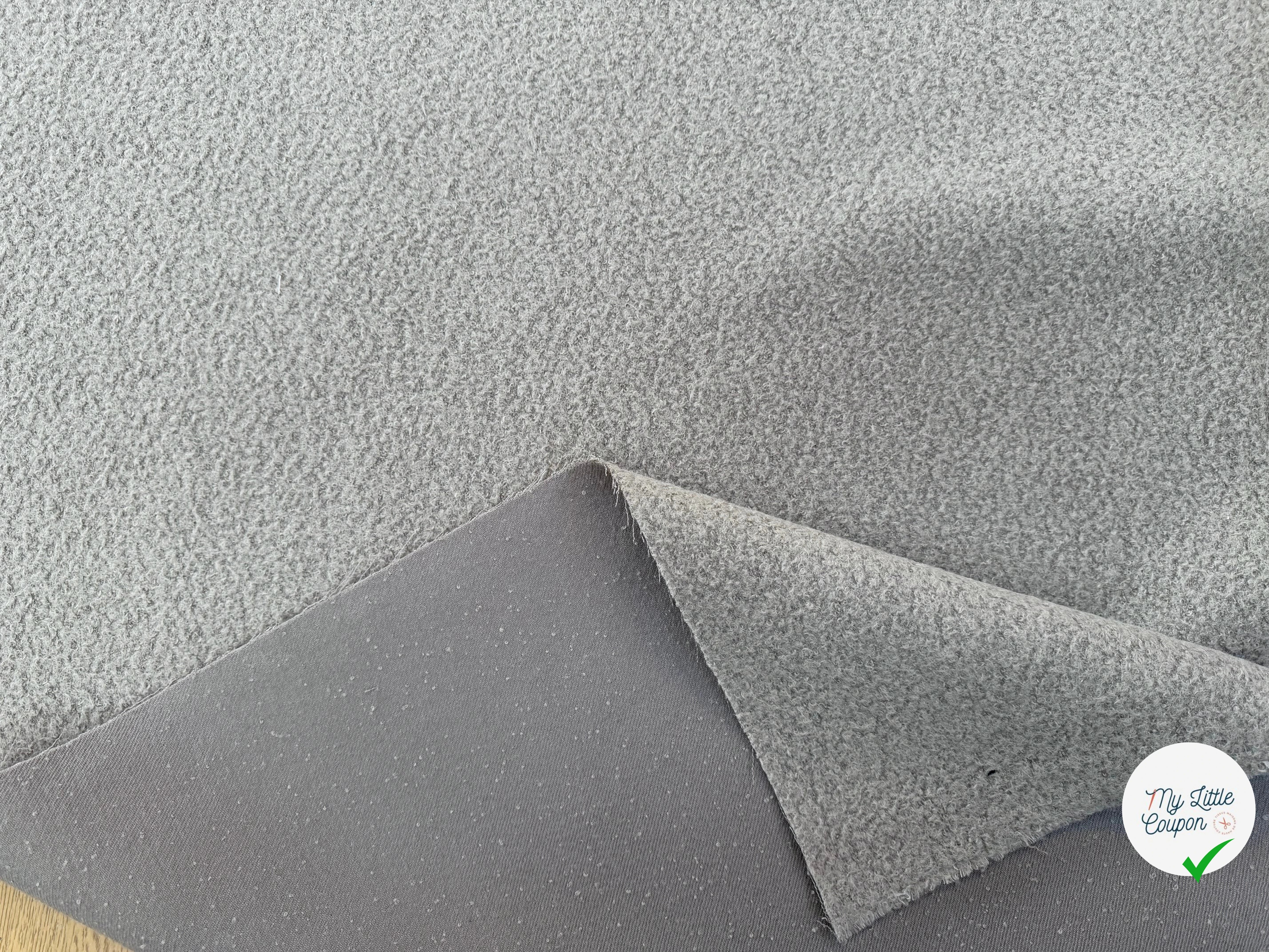 LAINE VIERGE ET BABY LAMA EFFET BOUCLE ARGILE - My Little Coupon