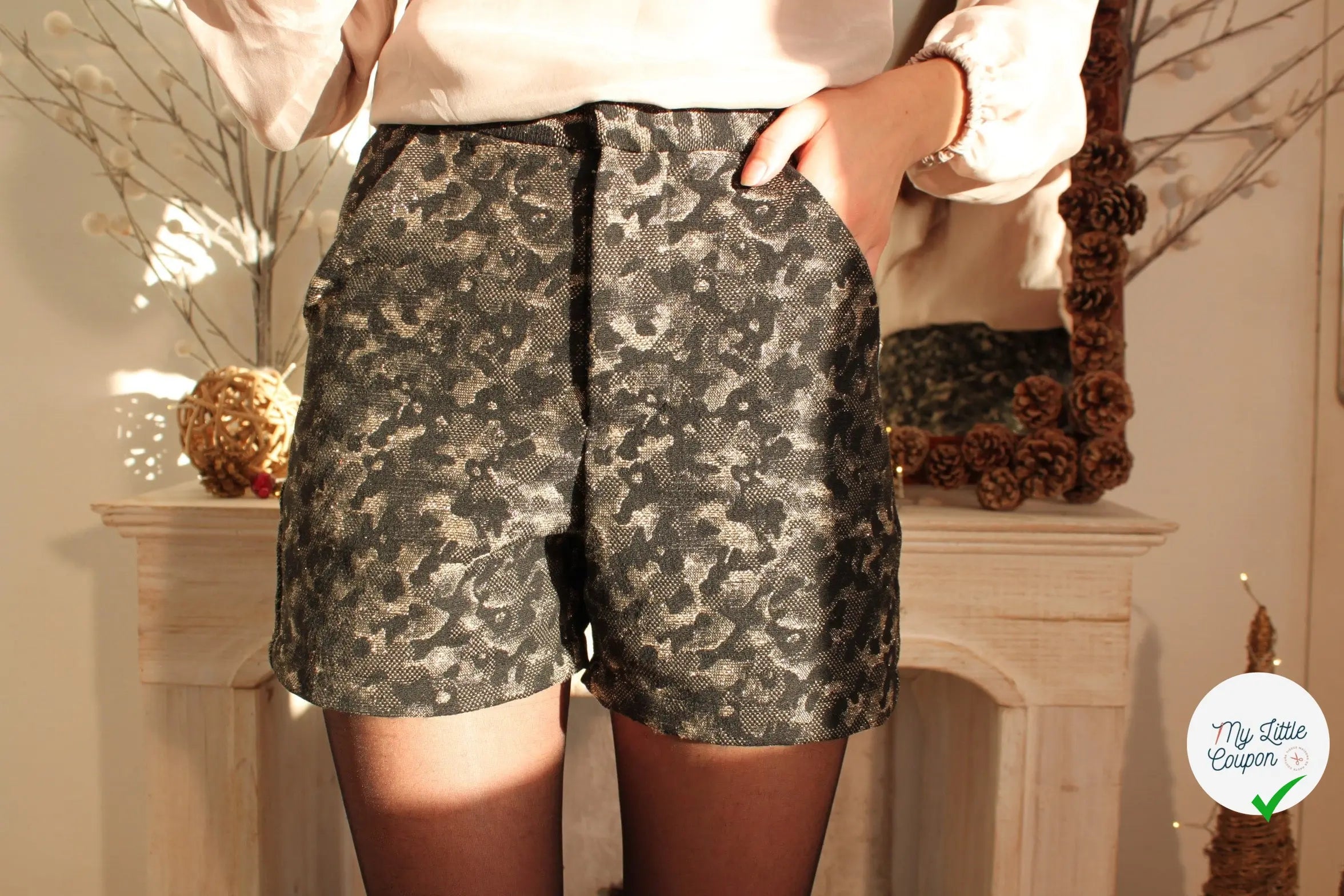 LE SHORT EMA MLC INTERN