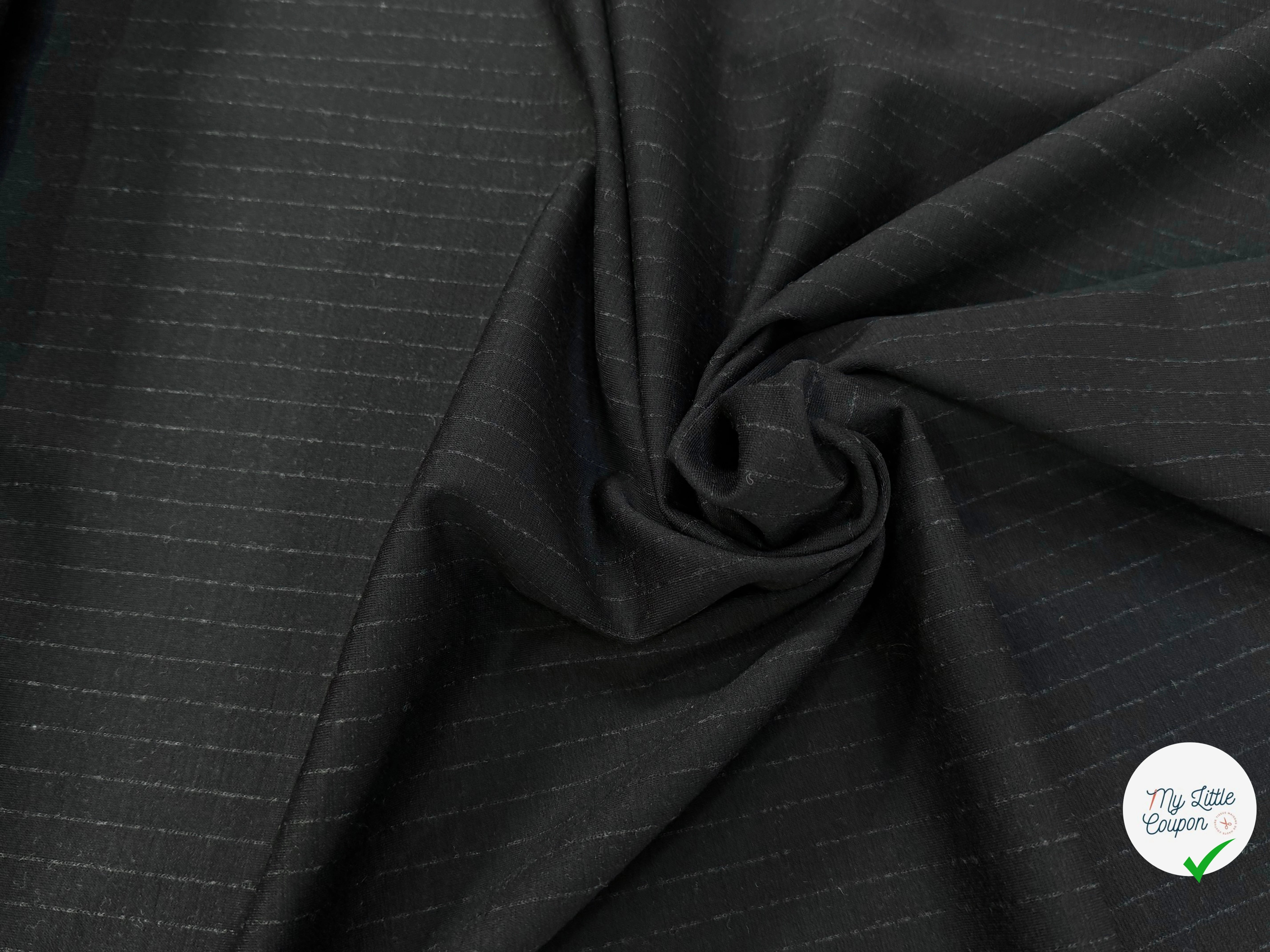 MAILLE DE LAINE ULTRA STRETCH NOIR RAYÉE BELLE TENUE - My Little Coupon