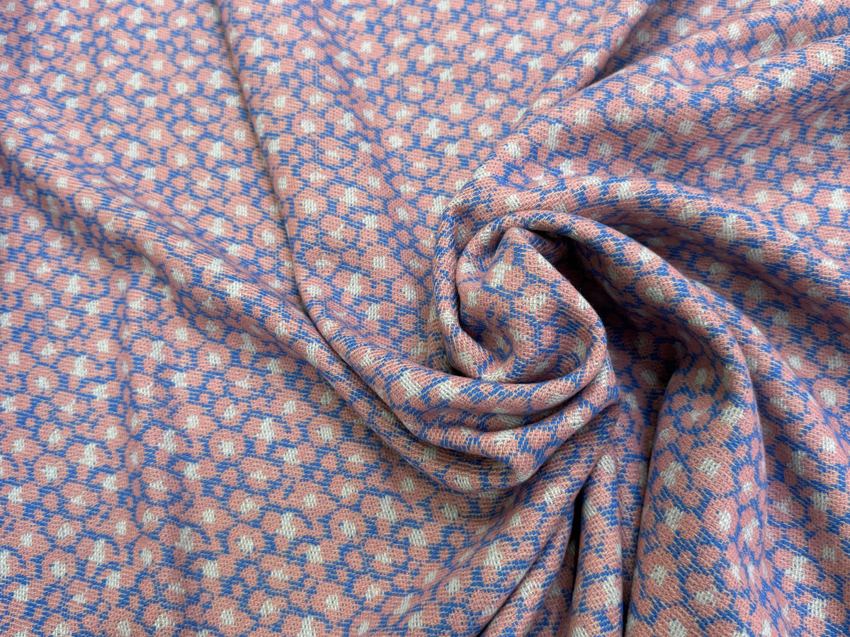 MAILLE GRATTÉE JACQUARD FLEURS ROSE PÂLE FOND BLEU - My Little Coupon
