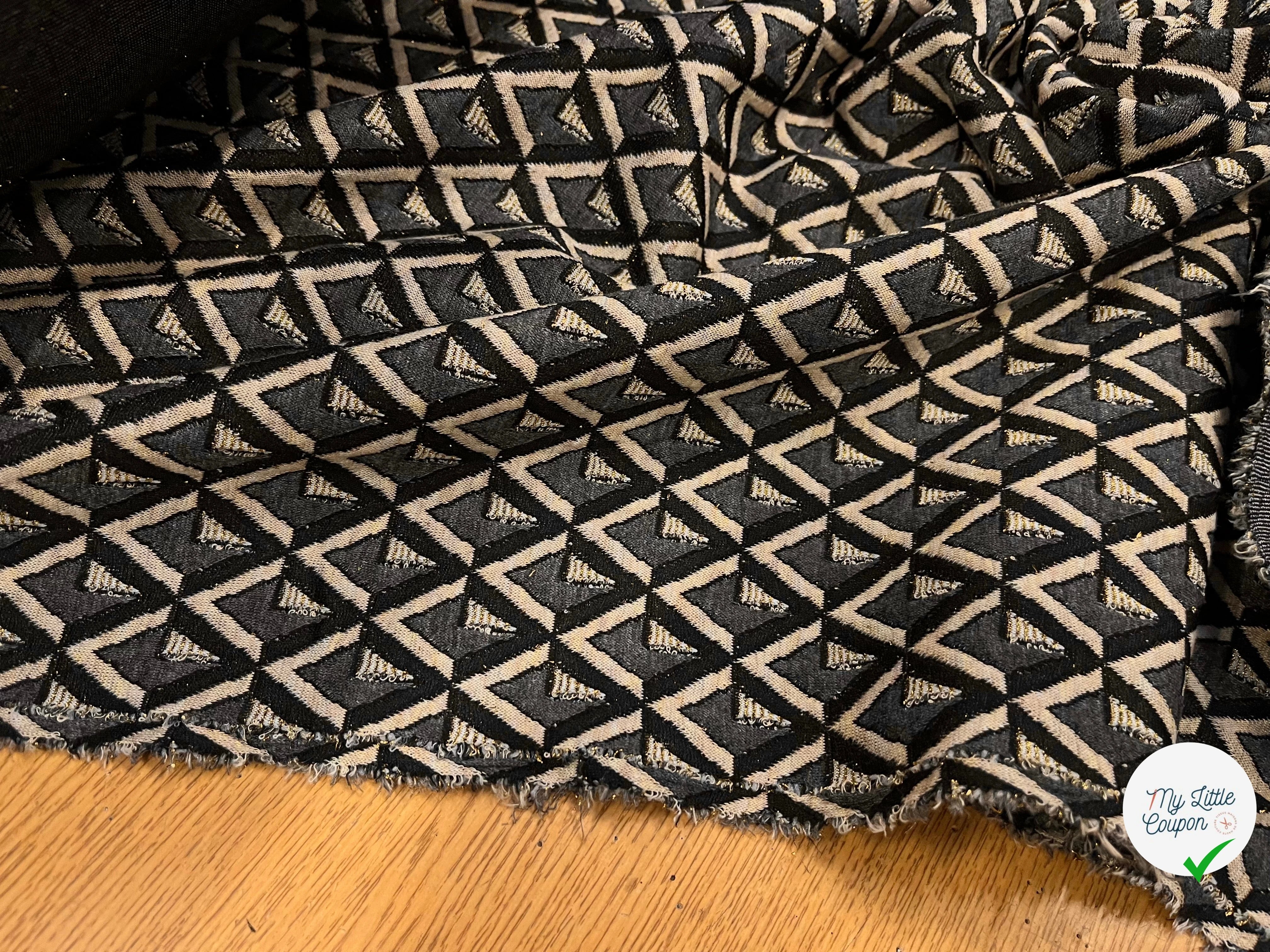 MAILLE MILANO 24% VISCOSE FIL OR MOTIF GÉOMETRIQUE - My Little Coupon