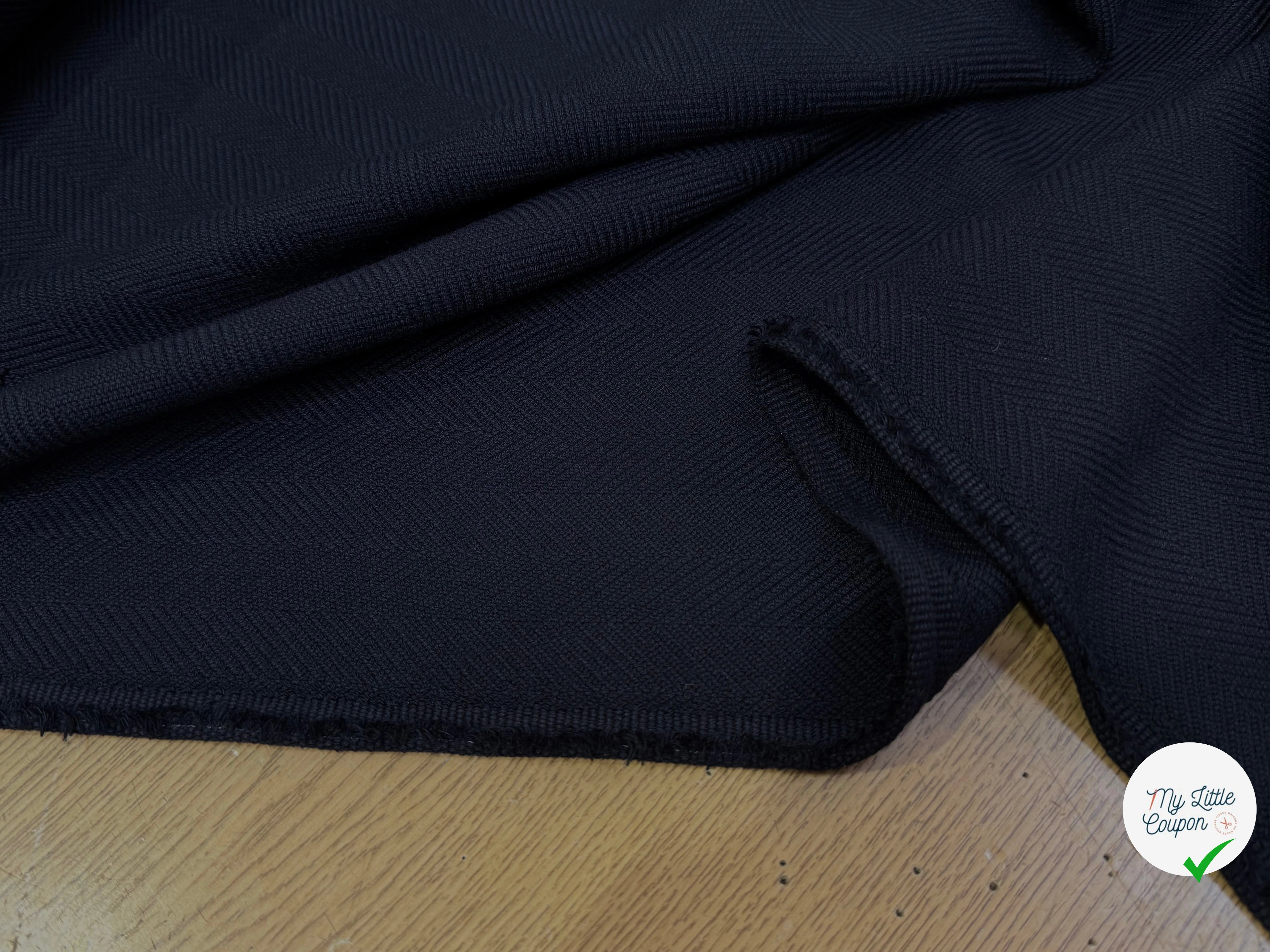 MAILLE MOTIF GÉOMÉTRIQUE BLEU MARINE - My Little Coupon