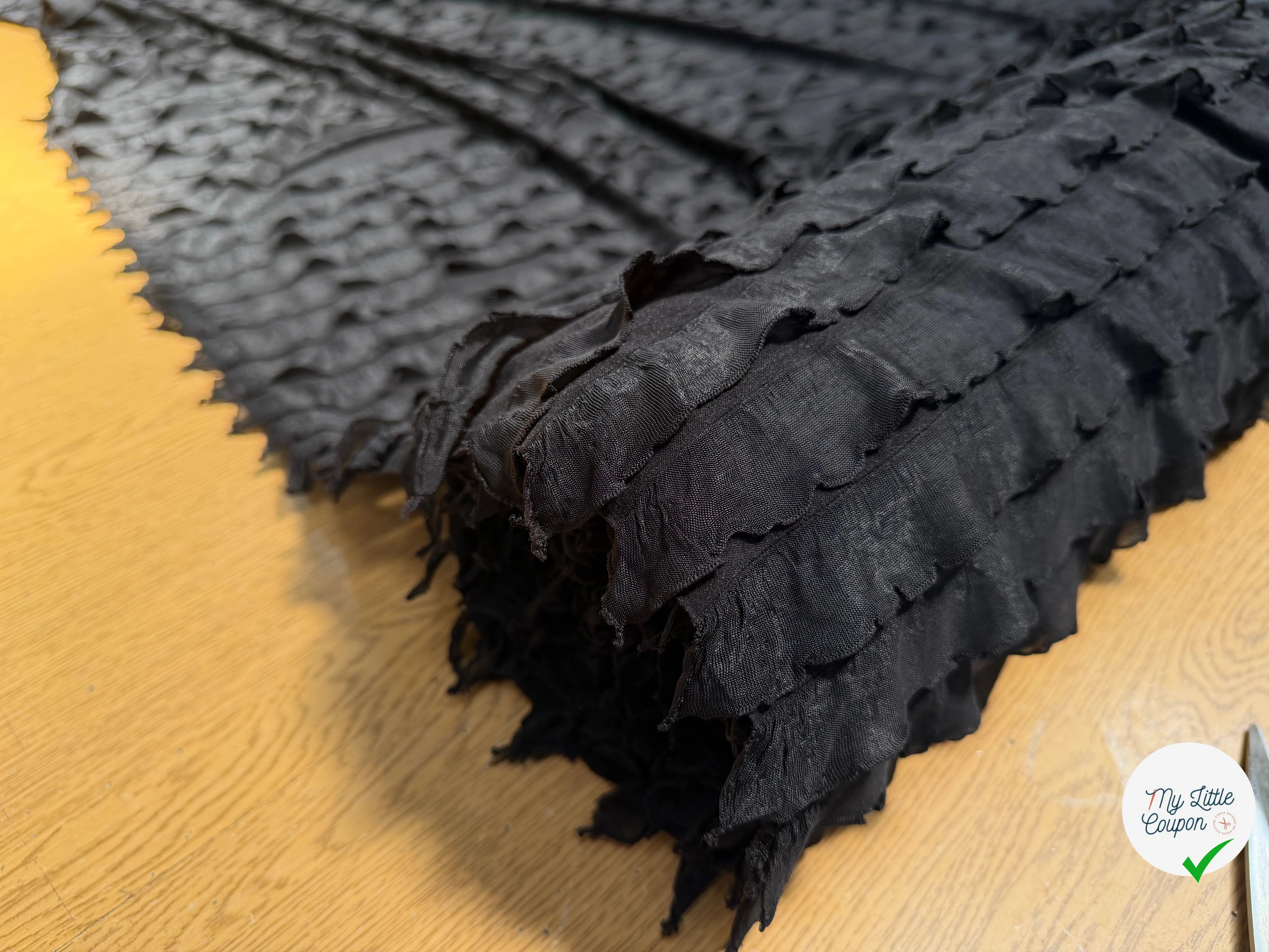 MAILLE NOIRE À VOLANT - My Little Coupon