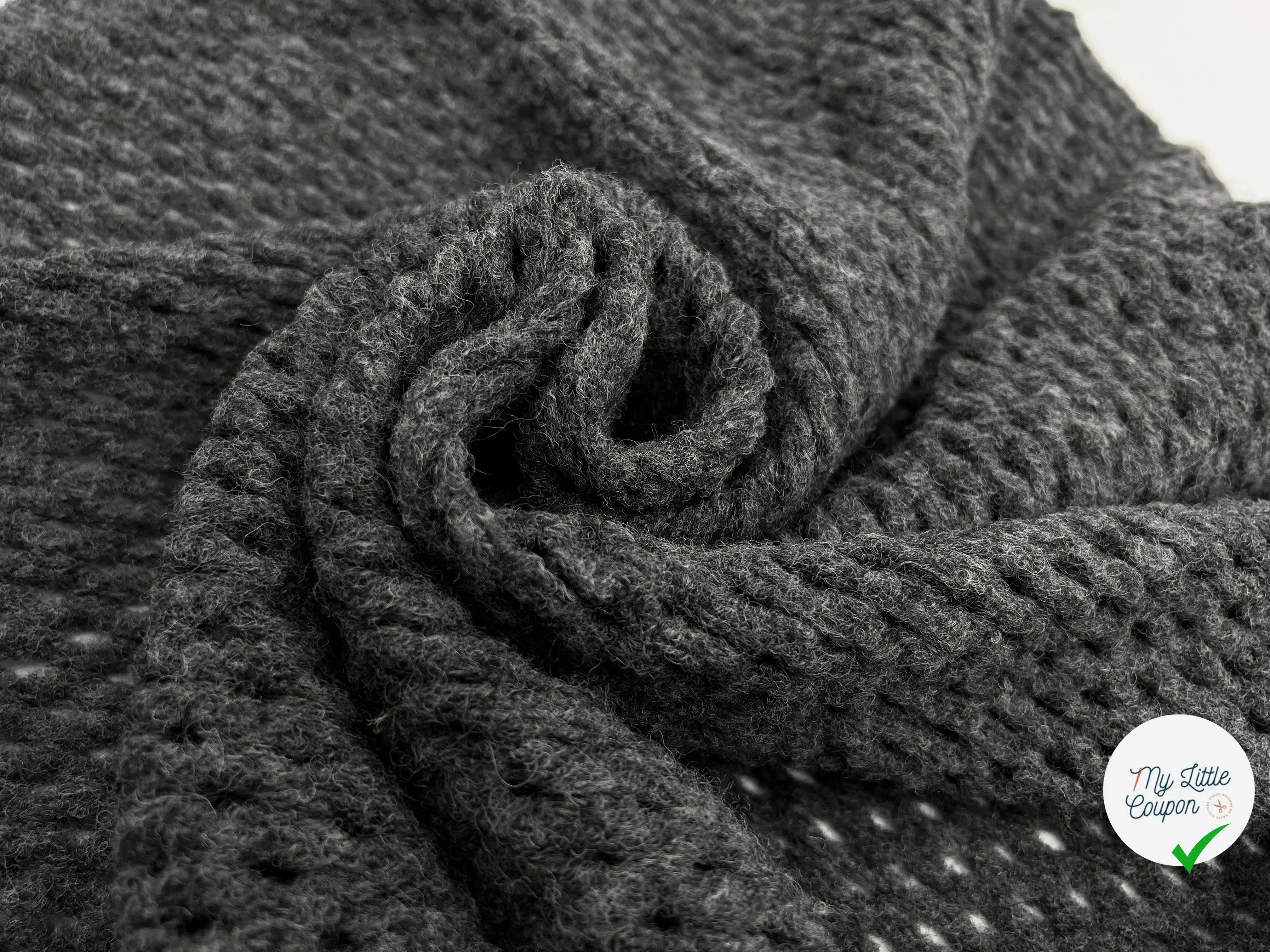 MAILLE TRICOTÉE AÉRÉE DE MOTIFS LOSANGES - coupon de tissu de 3 mètres - My Little Coupon - tissu - coudre