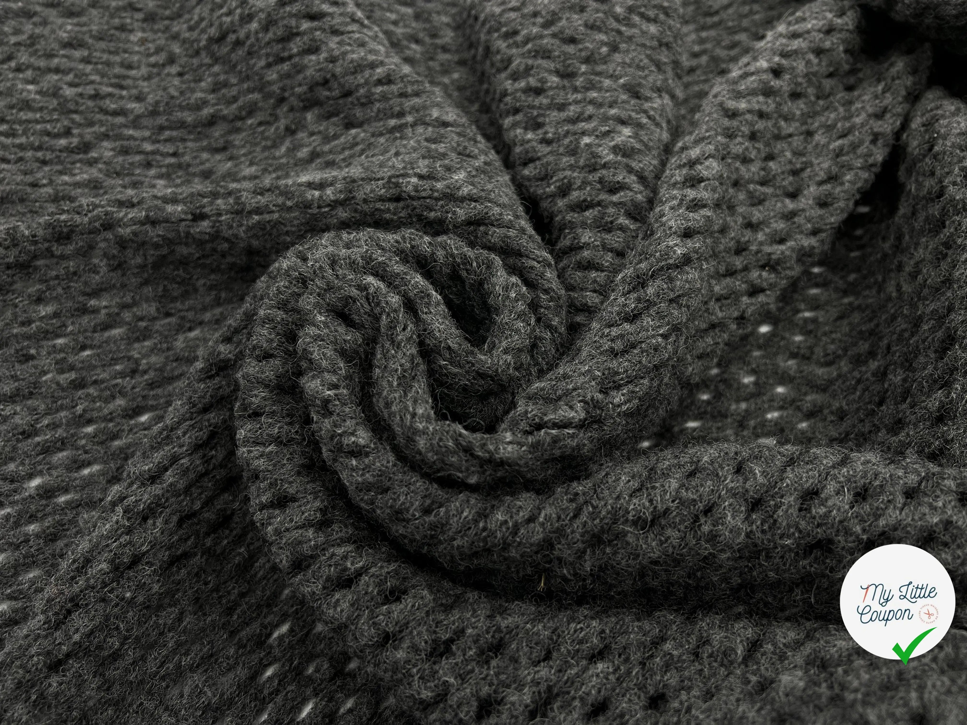 MAILLE TRICOTÉE AÉRÉE DE MOTIFS LOSANGES - coupon de tissu de 3 mètres - My Little Coupon - tissu - coudre