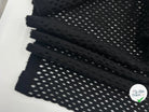 MAILLE TRICOTÉE AJOURÉE DE MOTIFS LOSANGES NOIR - coupon de tissu de 3 mètres - My Little Coupon - tissu - coudre