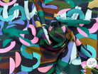 MAILLE VISCOSE STRETCH IMPRIMÉ ALPHABET MULTICOLORE - My Little Coupon