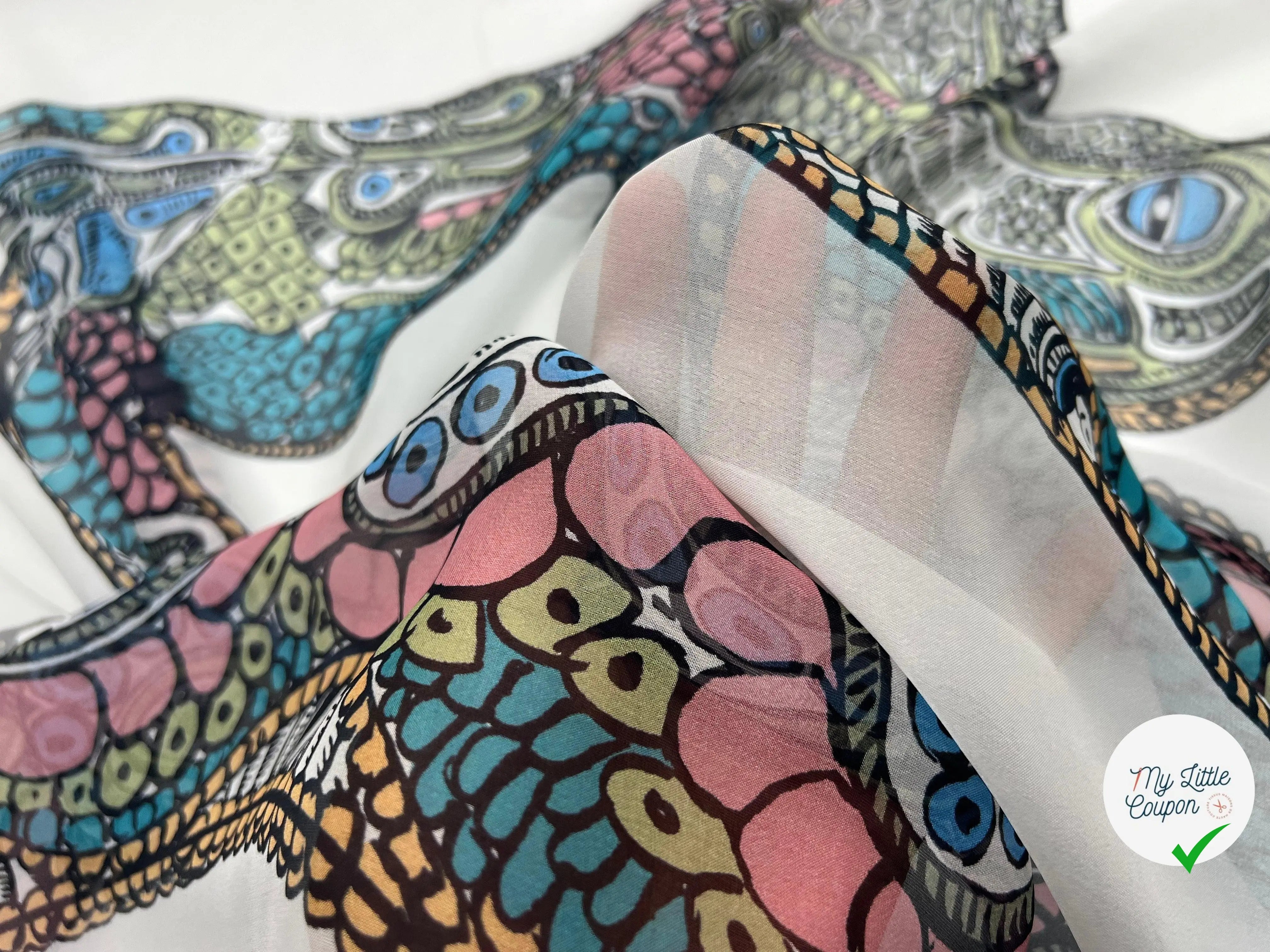 MOUSSELINE DE SOIE IMPRIMÉ SNAKE MULTICOLORE VARIÉTÉ GREEN - My Little Coupon - tissu - coudre