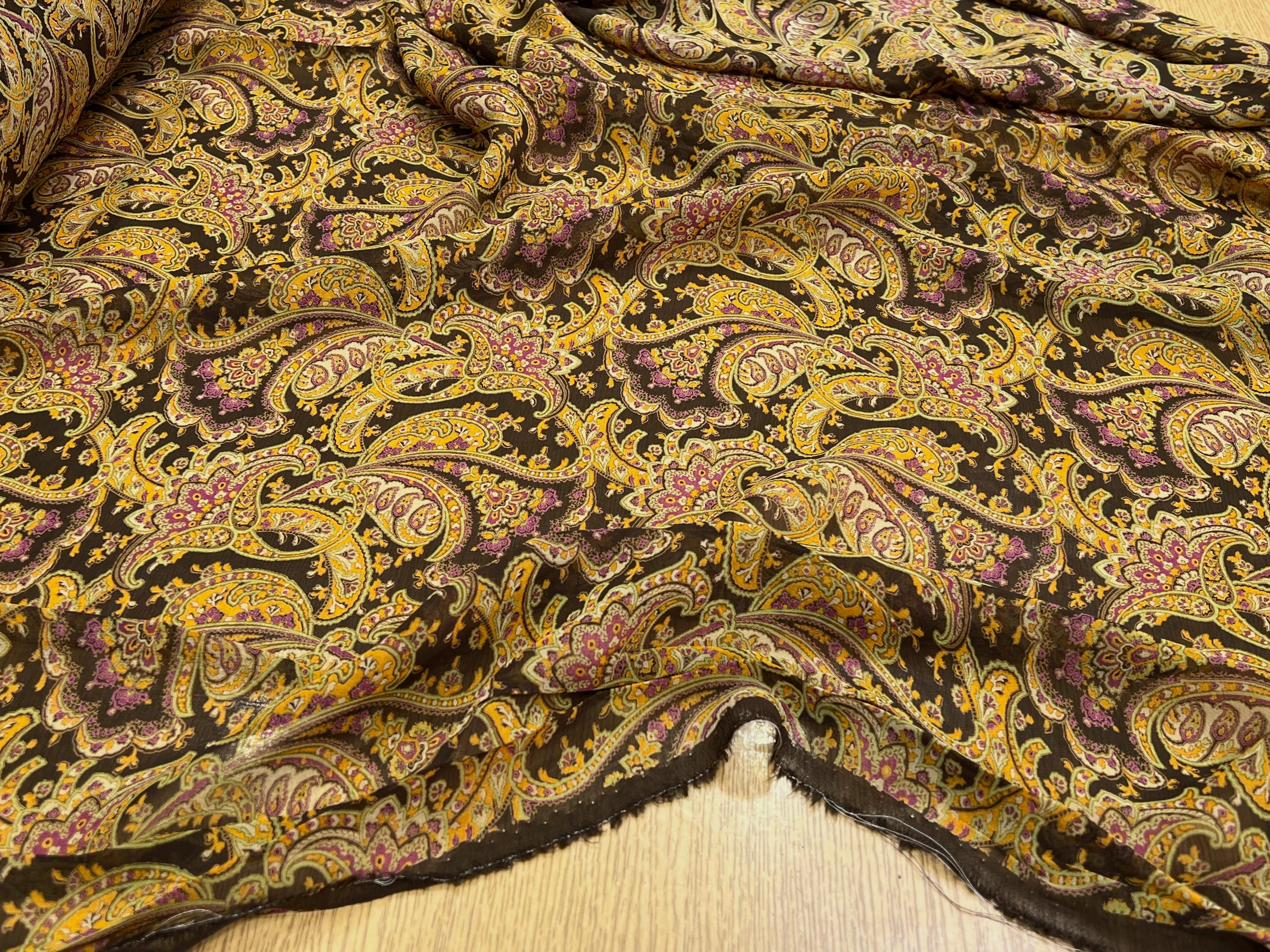 MOUSSELINE DE SOIE IMPRIMÉE FLORALES IMPERIALES - My Little Coupon