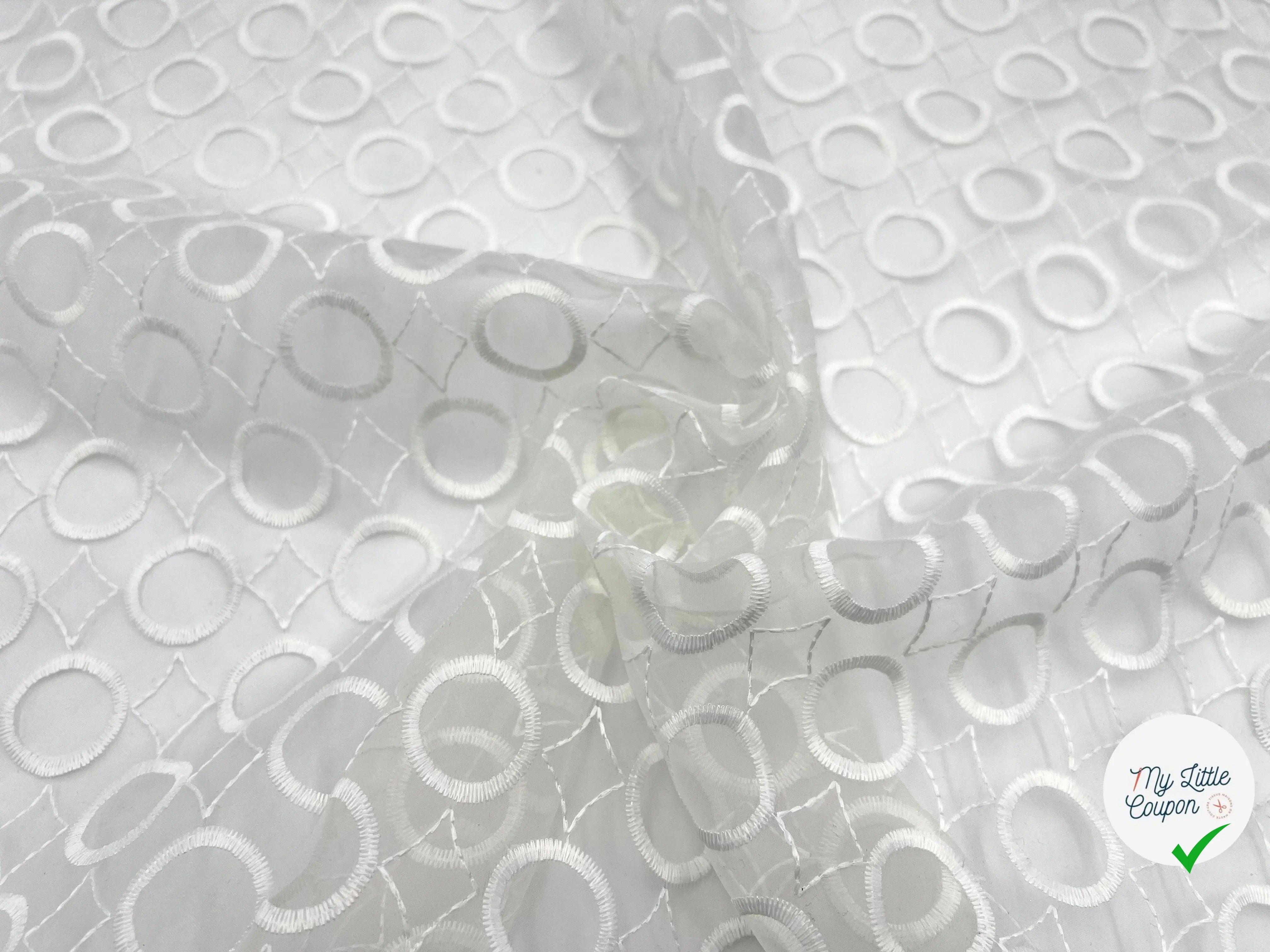 ORGANZA BRODÉ DE DUO CERCLES ET LOSANGES - My Little Coupon - tissu - coudre