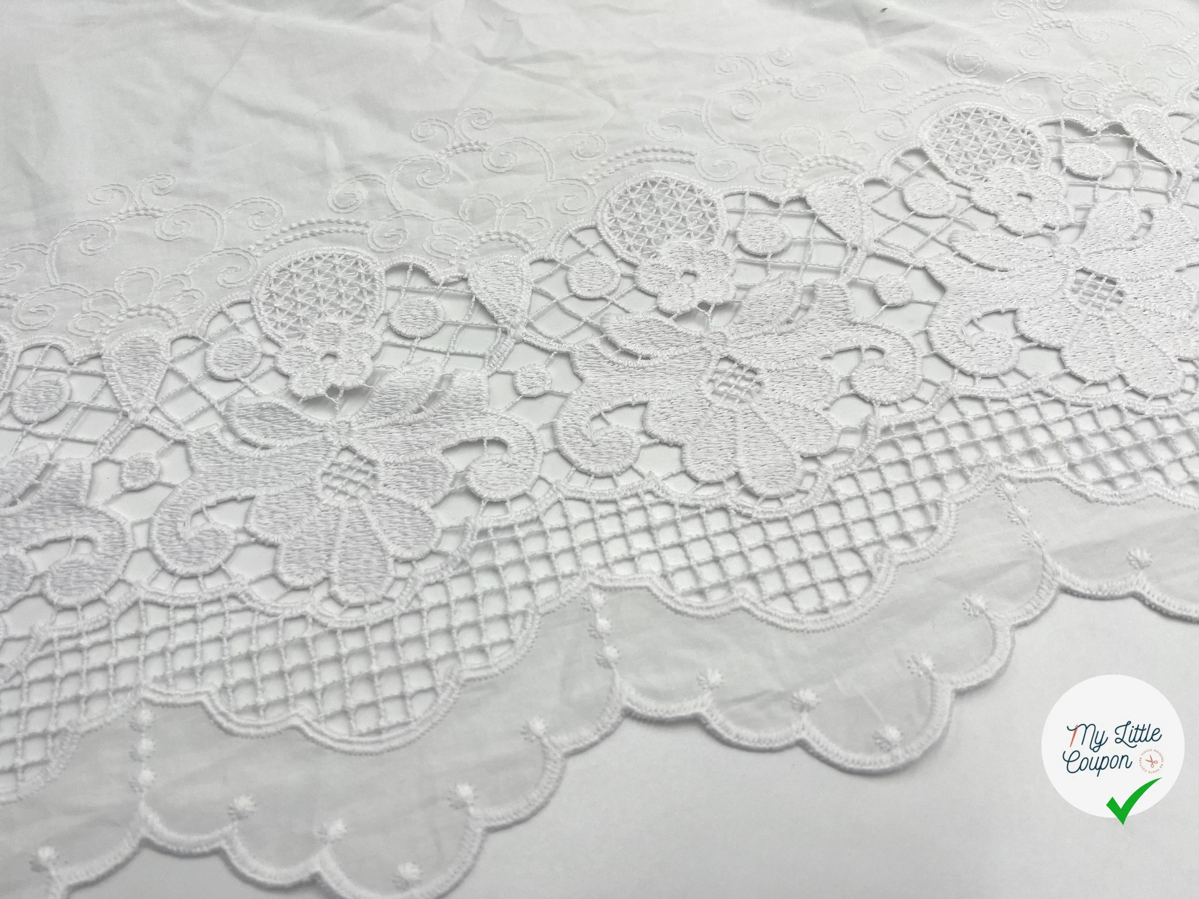 PERCALE BLANCHE À BASE REBRODÉE GUIPURE - My Little Coupon - tissu - coudre