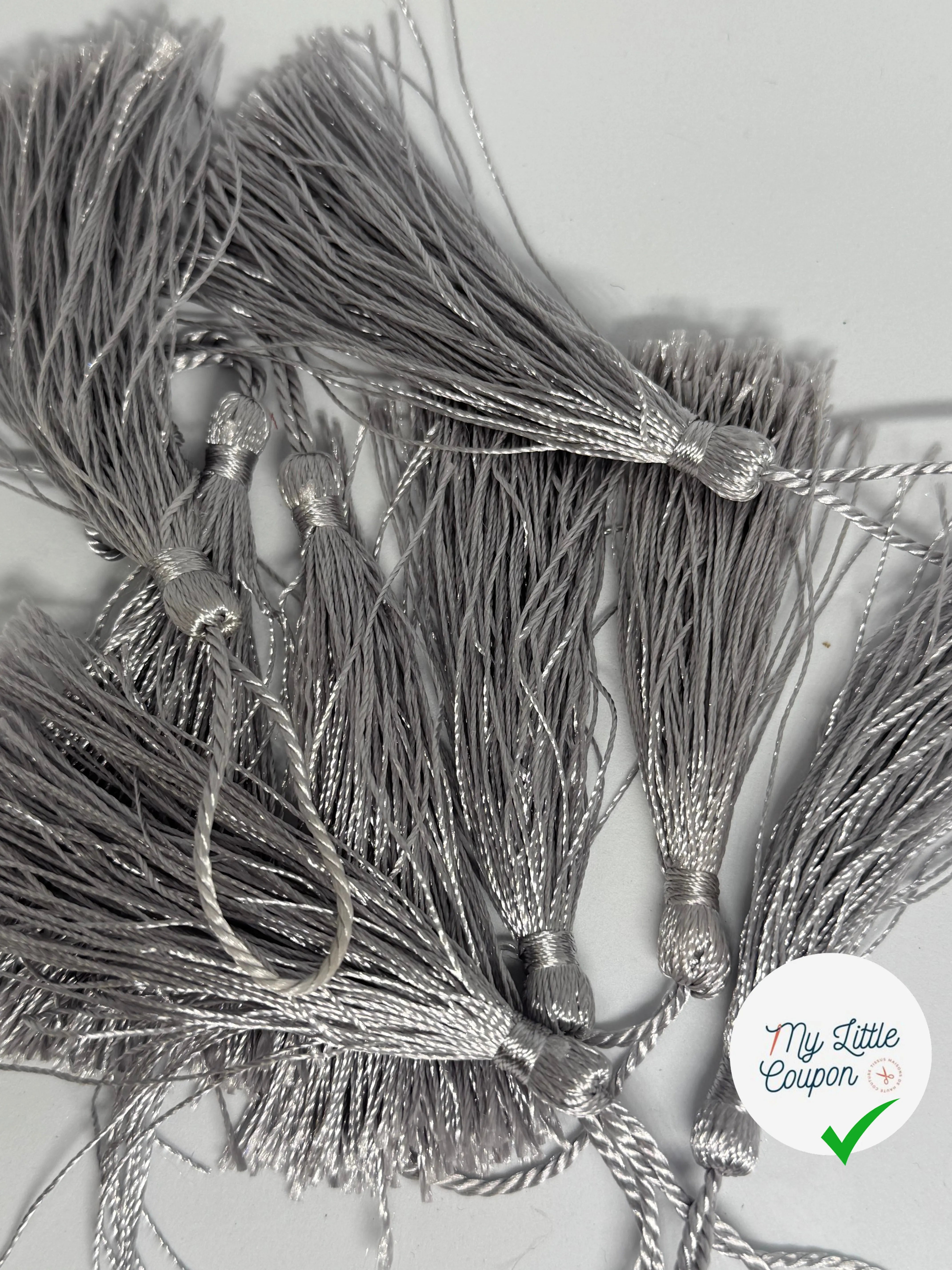 POMPON EFFET ARGENTÉ - My Little Coupon