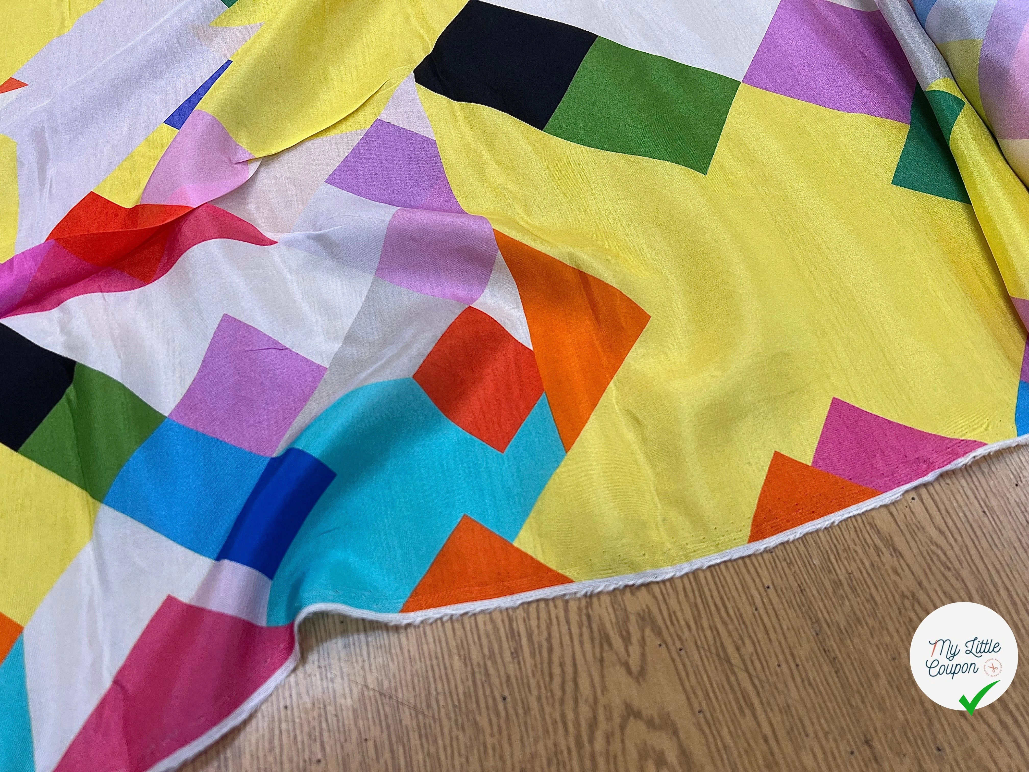 PONGÉ DE SOIE À MOTIF GÉOMETRIQUE MULTICOLORES 140CM - My Little Coupon