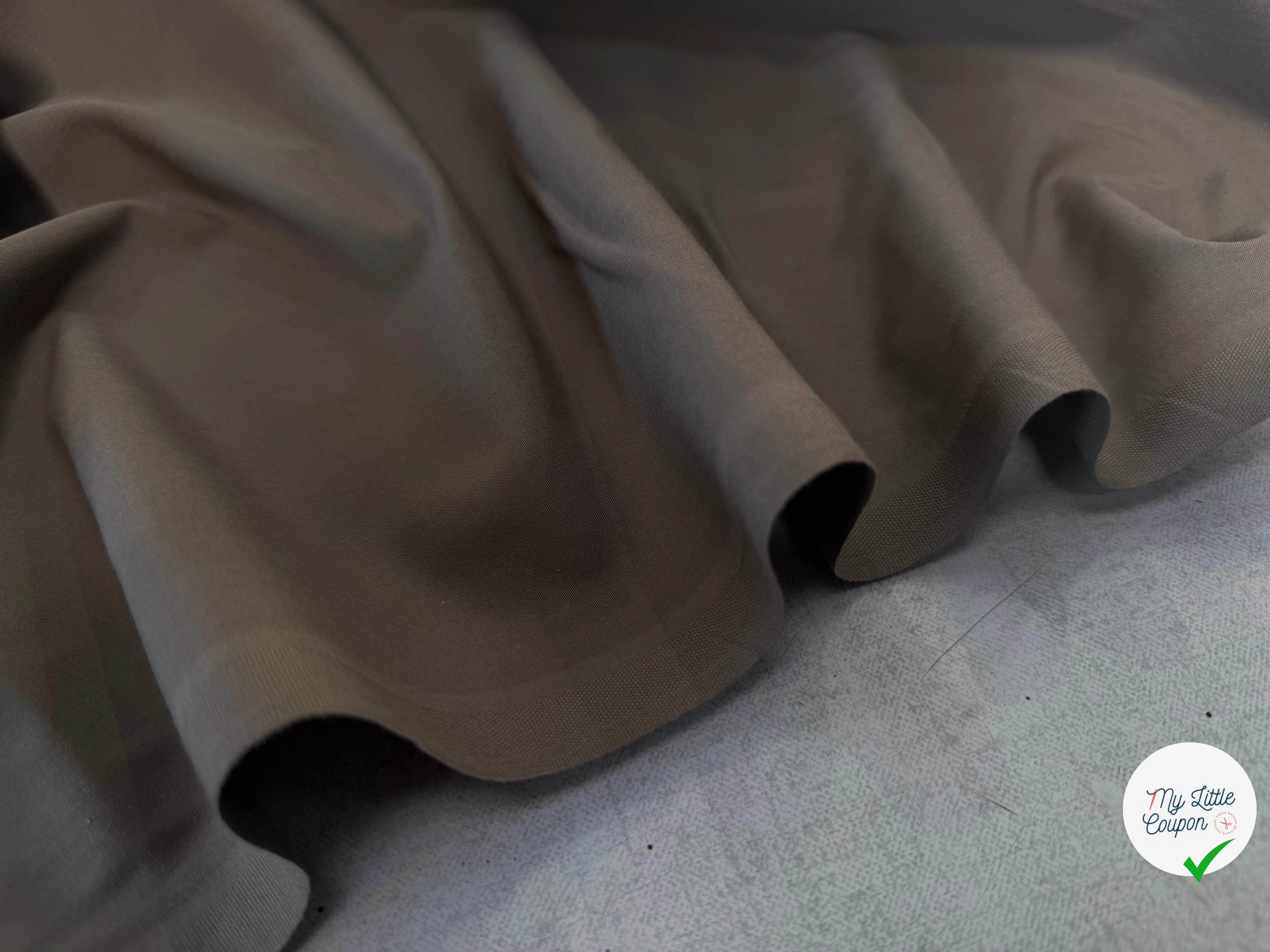 POPELINE COTON TAUPE LAIZE 150 - My Little Coupon