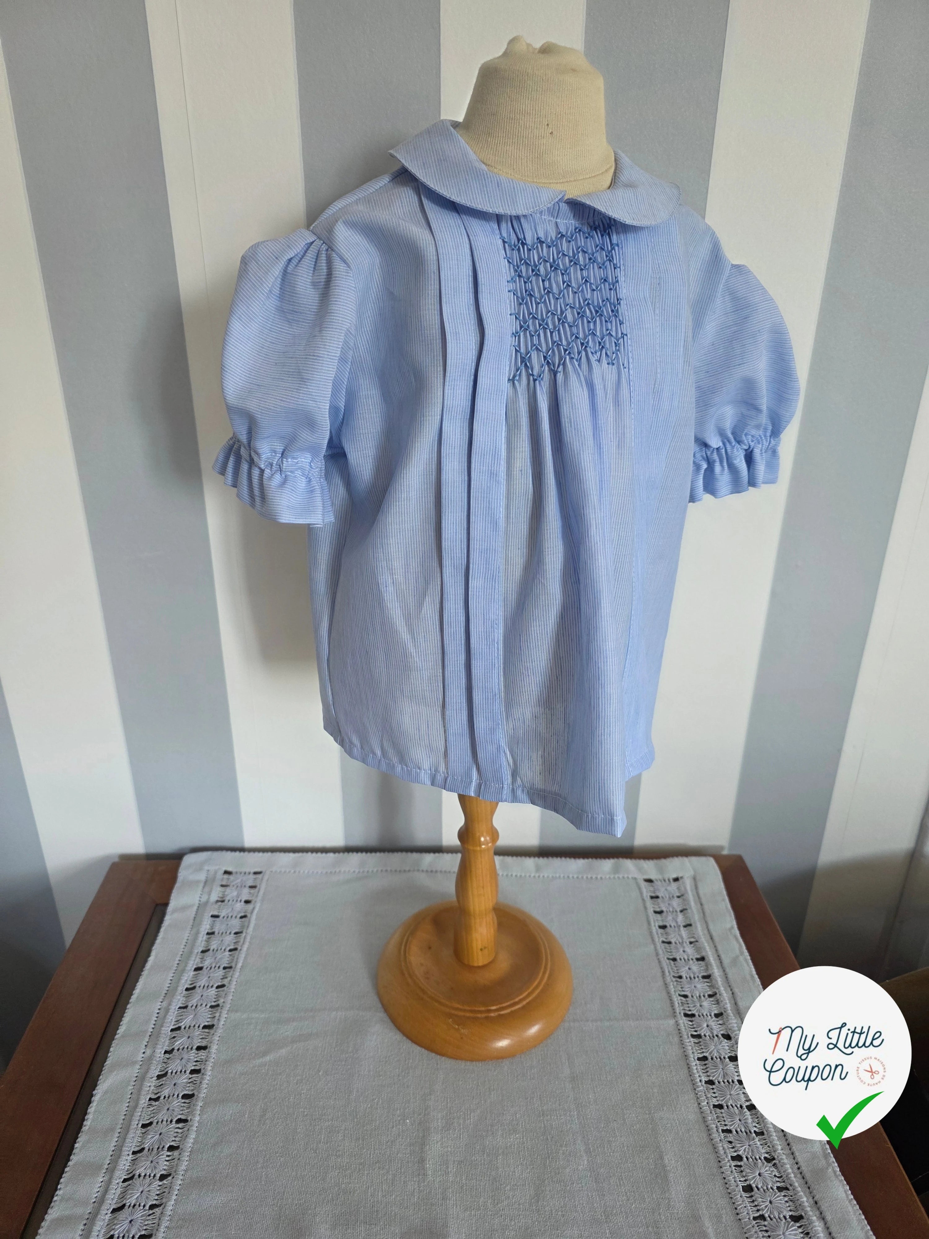 POPELINE DE COTON BLANC A FINES RAYURES BLEU CIEL - My Little Coupon
