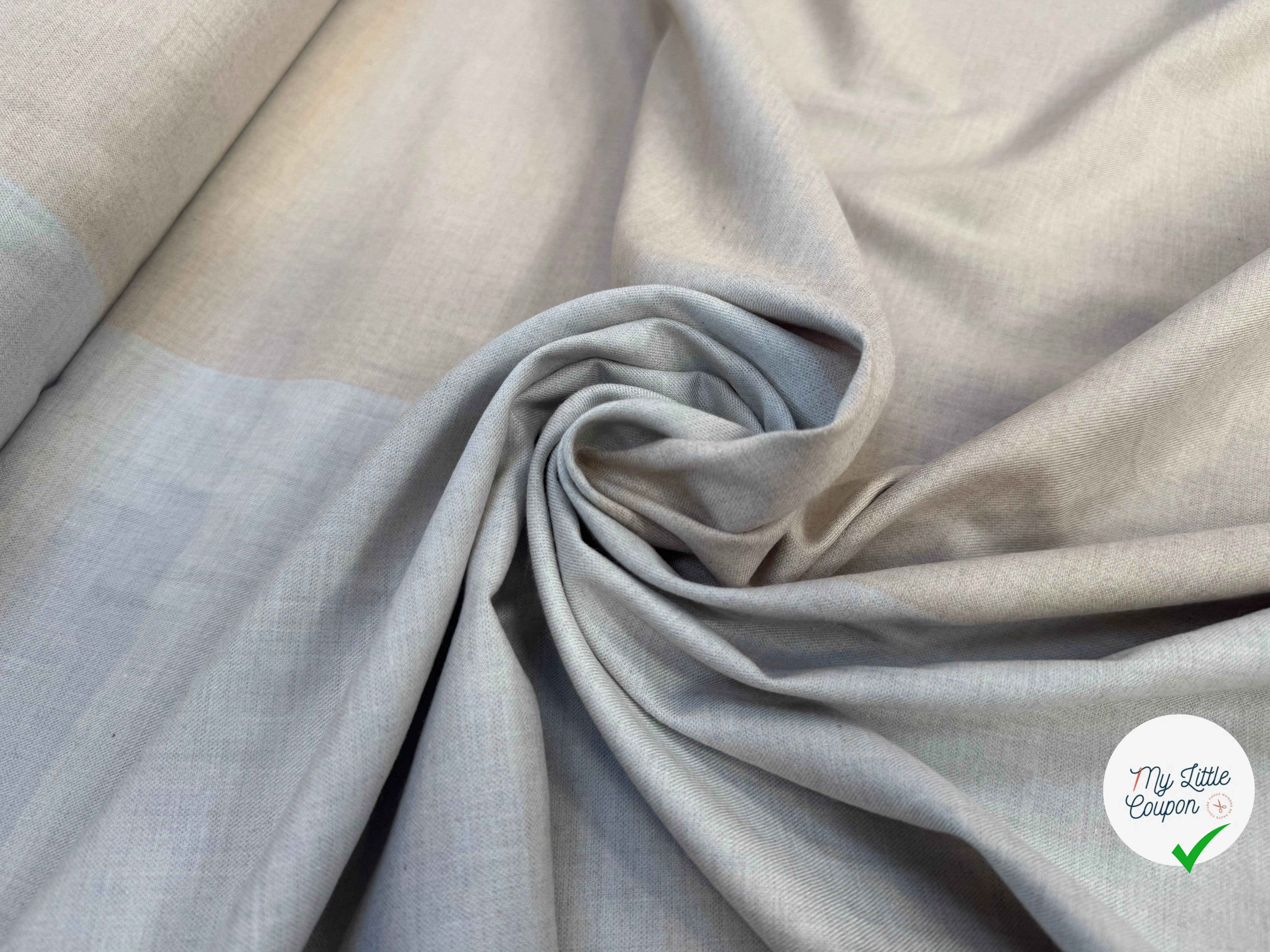 POPELINE DE COTON BLANC MOTIFS PETITS CARREAUX BLEU NAVY - My Little Coupon