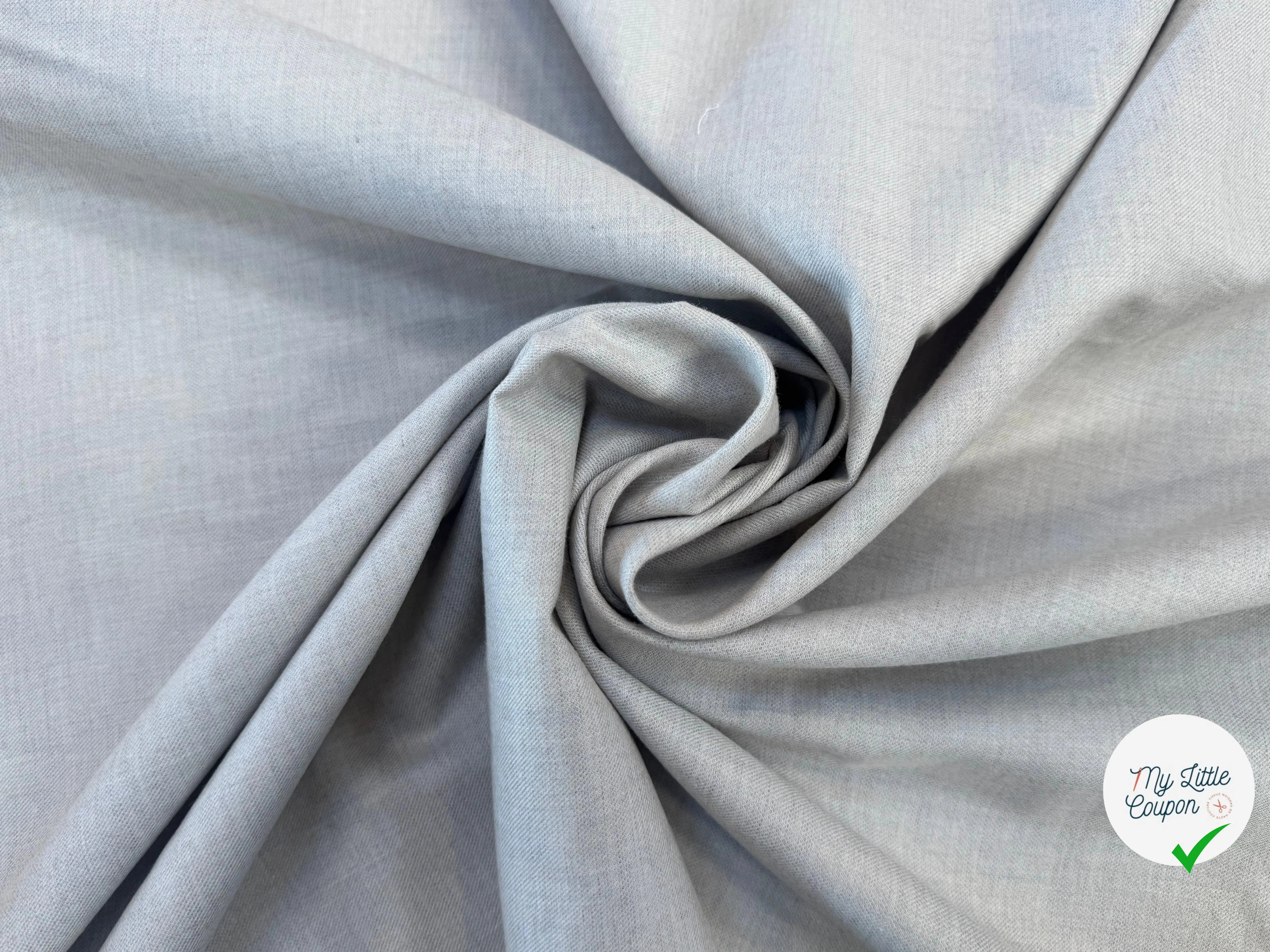 POPELINE DE COTON BLANC MOTIFS PETITS CARREAUX BLEU NAVY - My Little Coupon