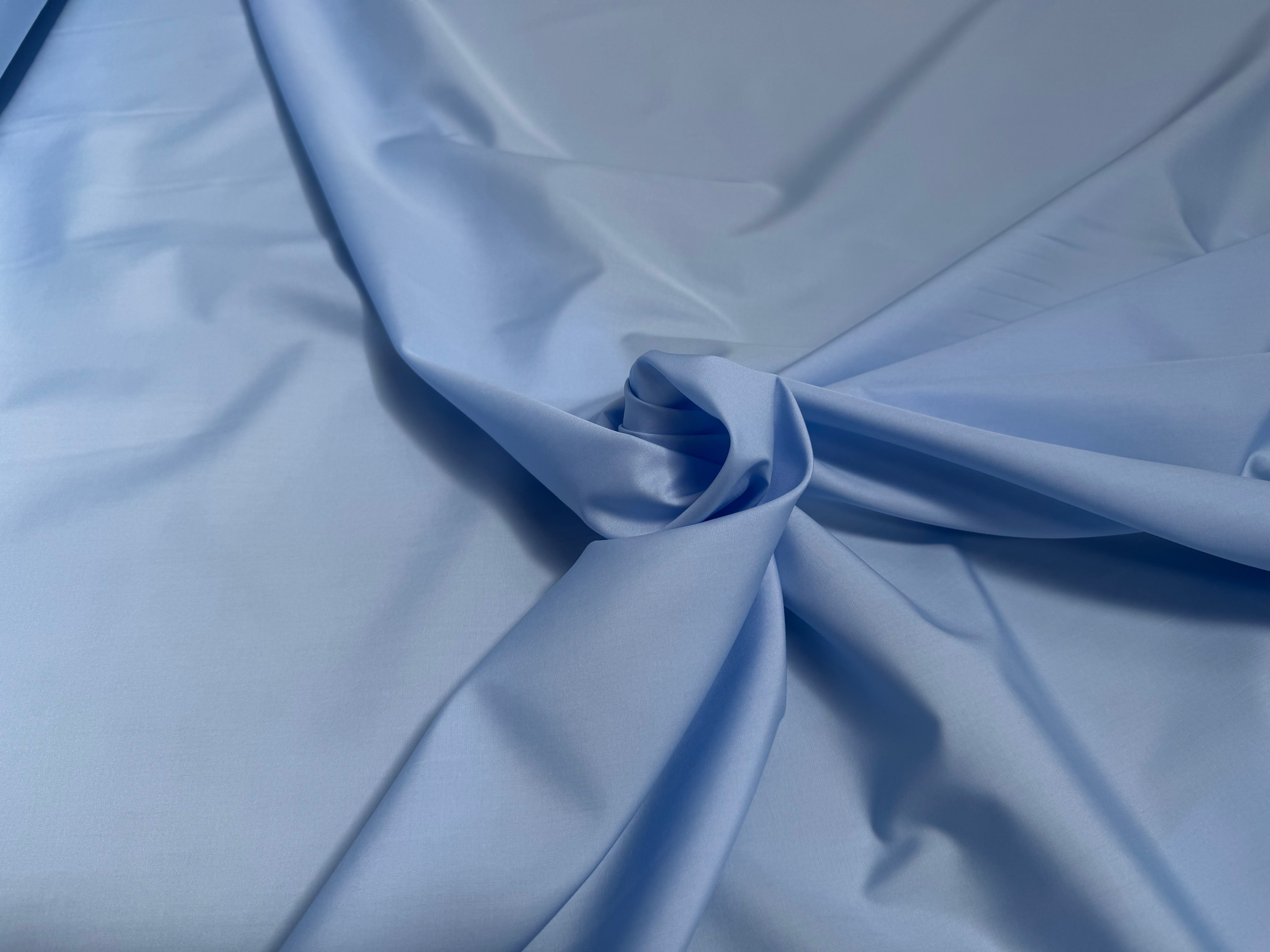 POPELINE DE COTON BLEU CIEL UNI - My Little Coupon