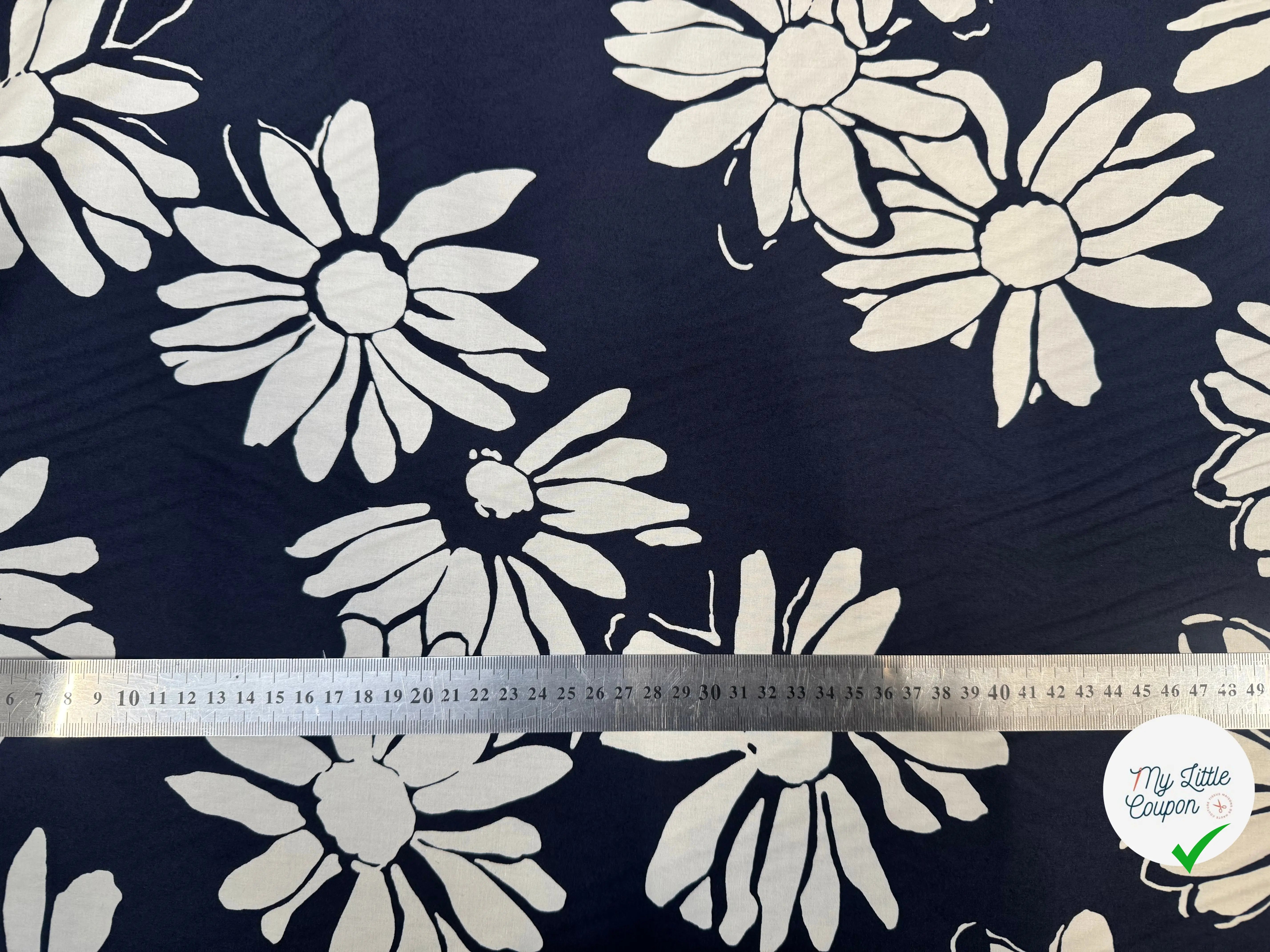 POPELINE DE COTON BLEU MARINE IMPRIMÉE TOURNESOL BLANC - My Little Coupon