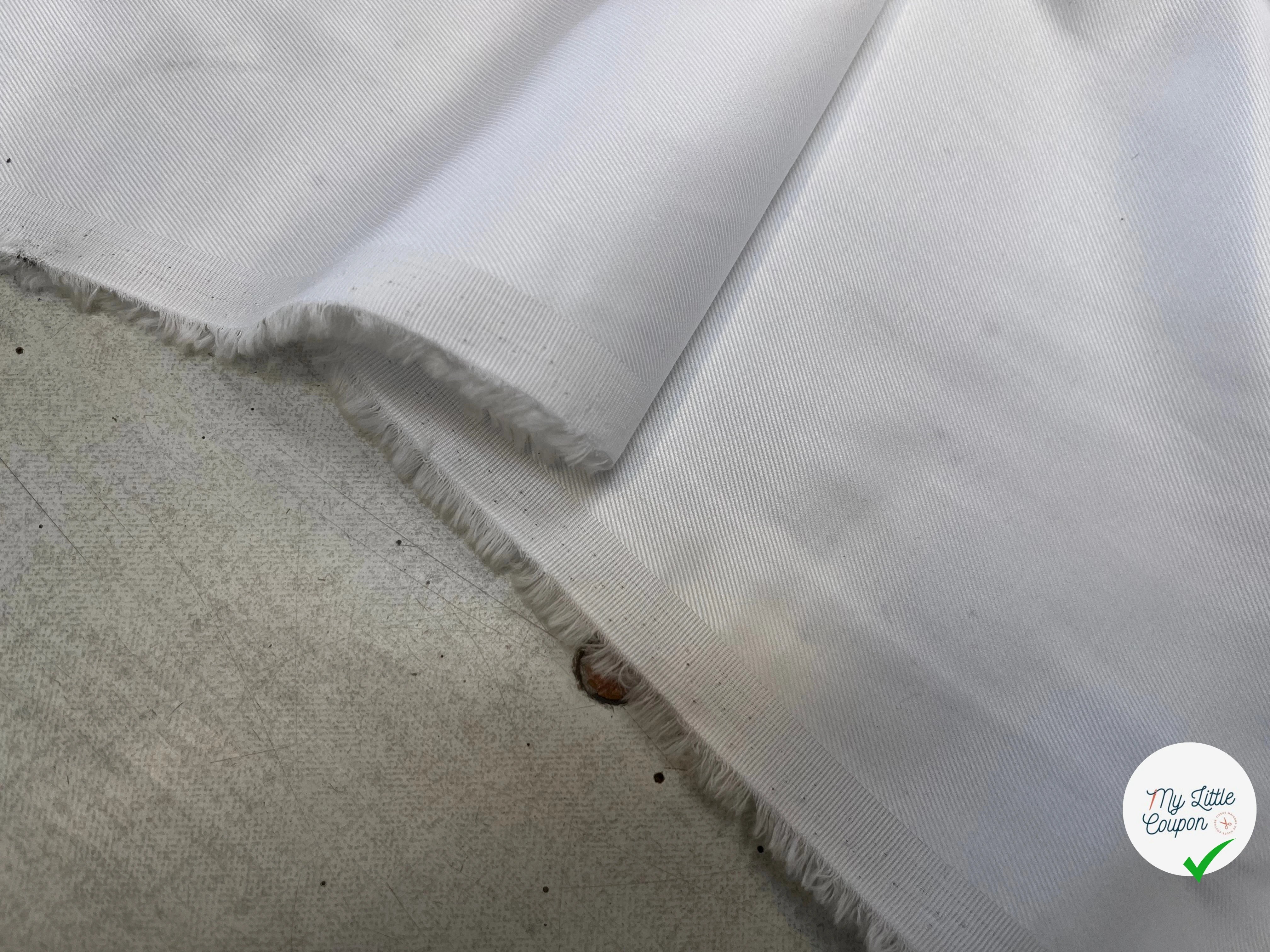 POPELINE DE COTON FINEMENT SERGÉE BLANC FLUIDE - My Little Coupon