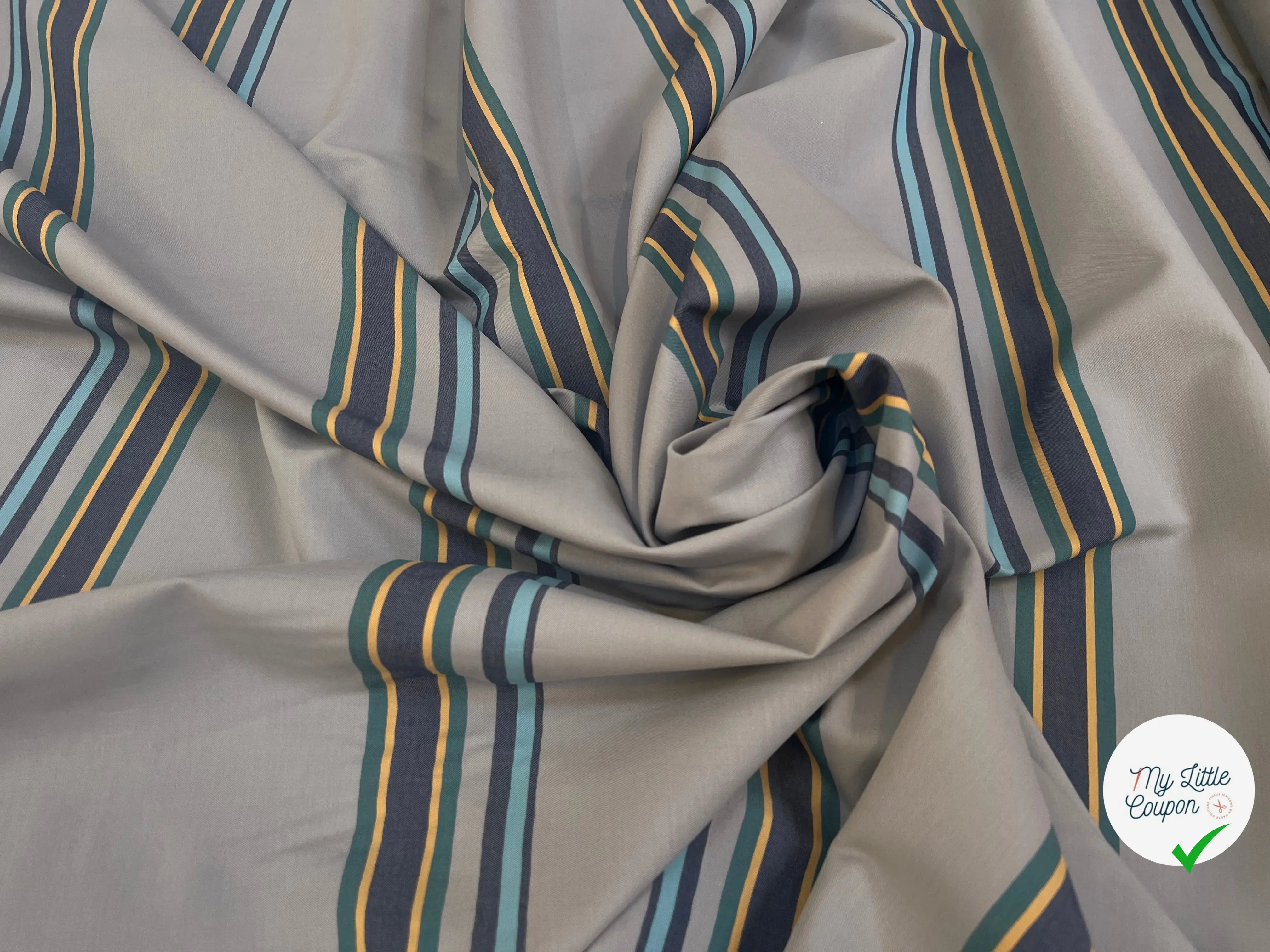 POPELINE DE COTON GRISE FINEMENT SERGÉE RAYURES HORIZONTALES - My Little Coupon